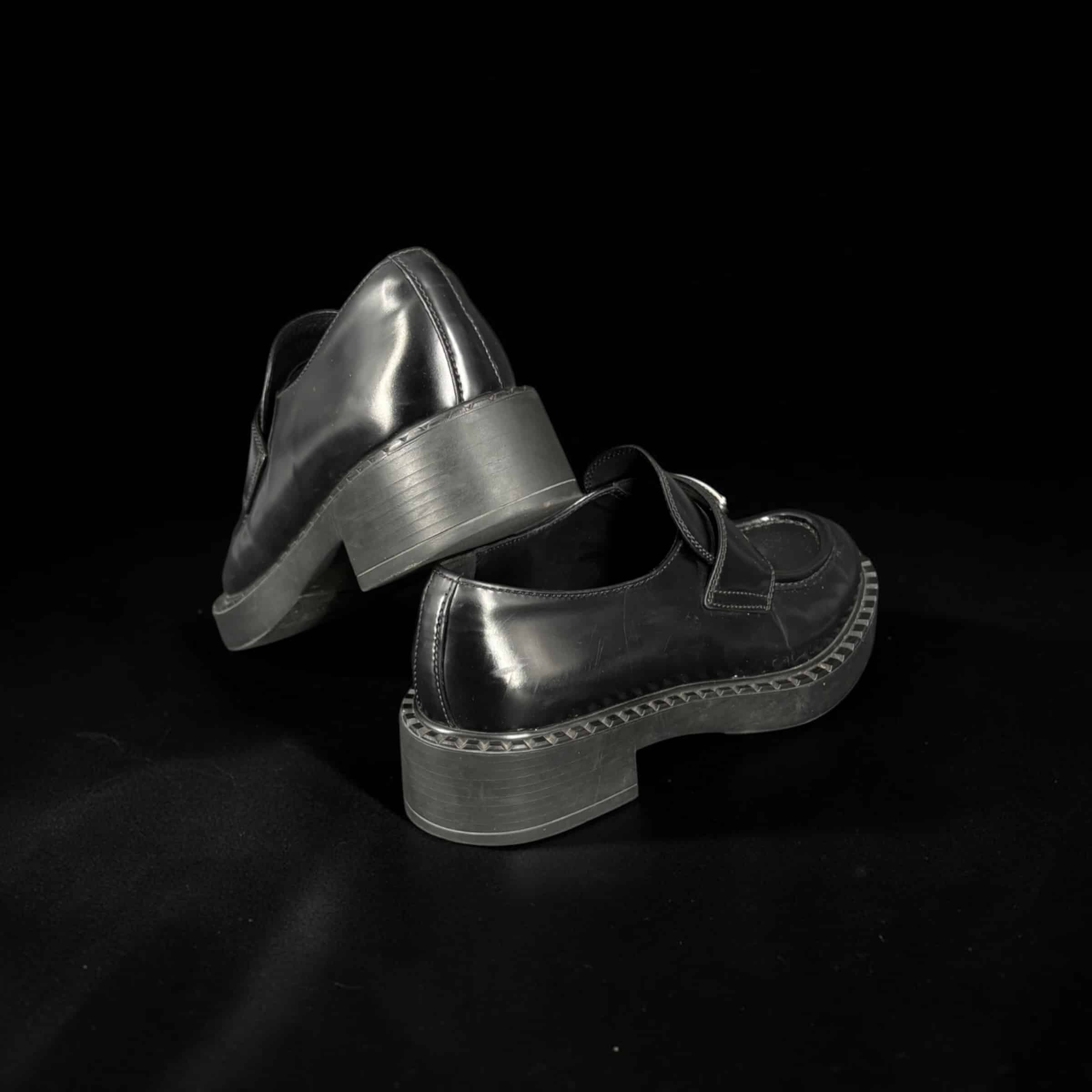 0000004085 Prada Mocassin en Cuir Noir 36.5 – 5