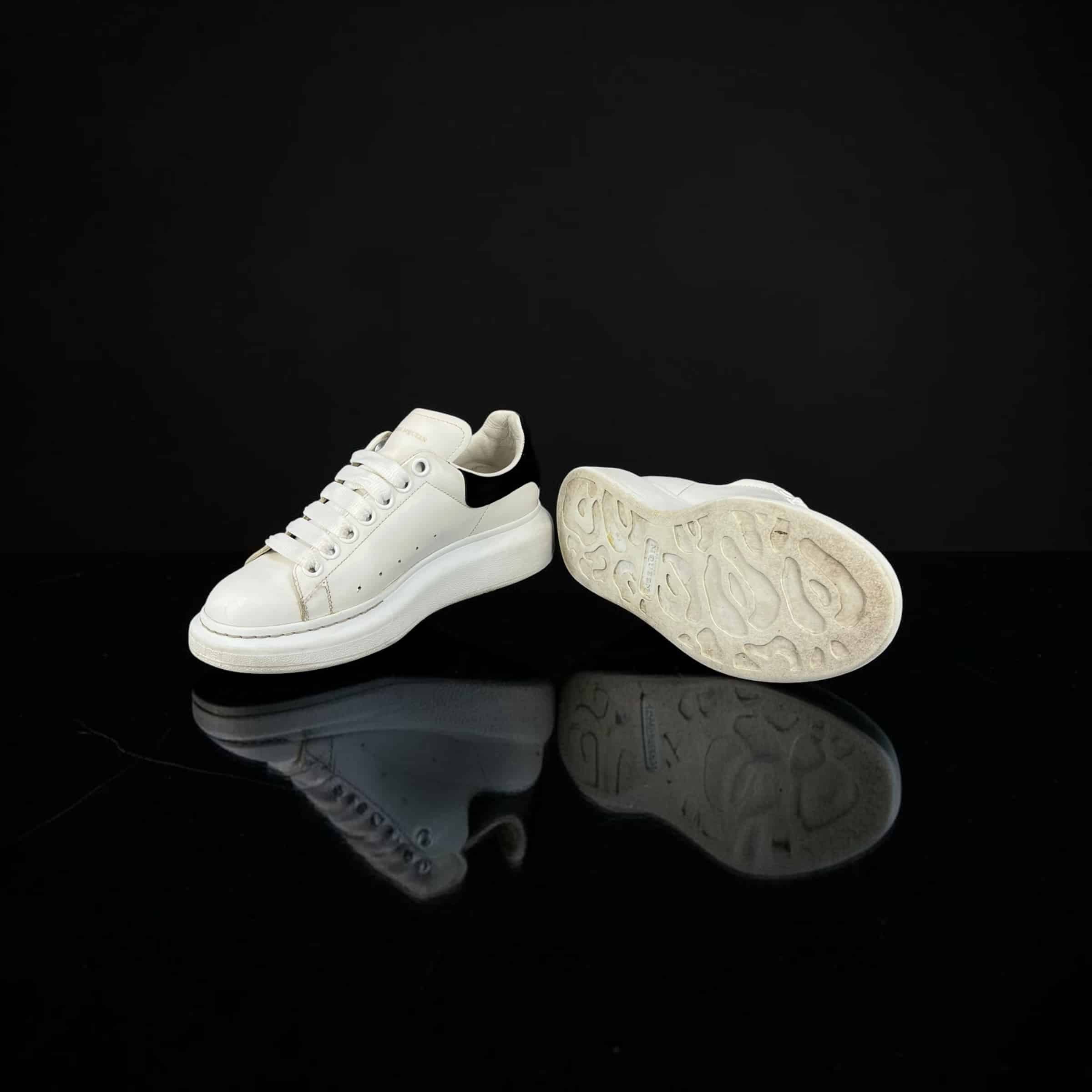 Alexander Mcqueen Oversize Blanc / Noir 36 – 2