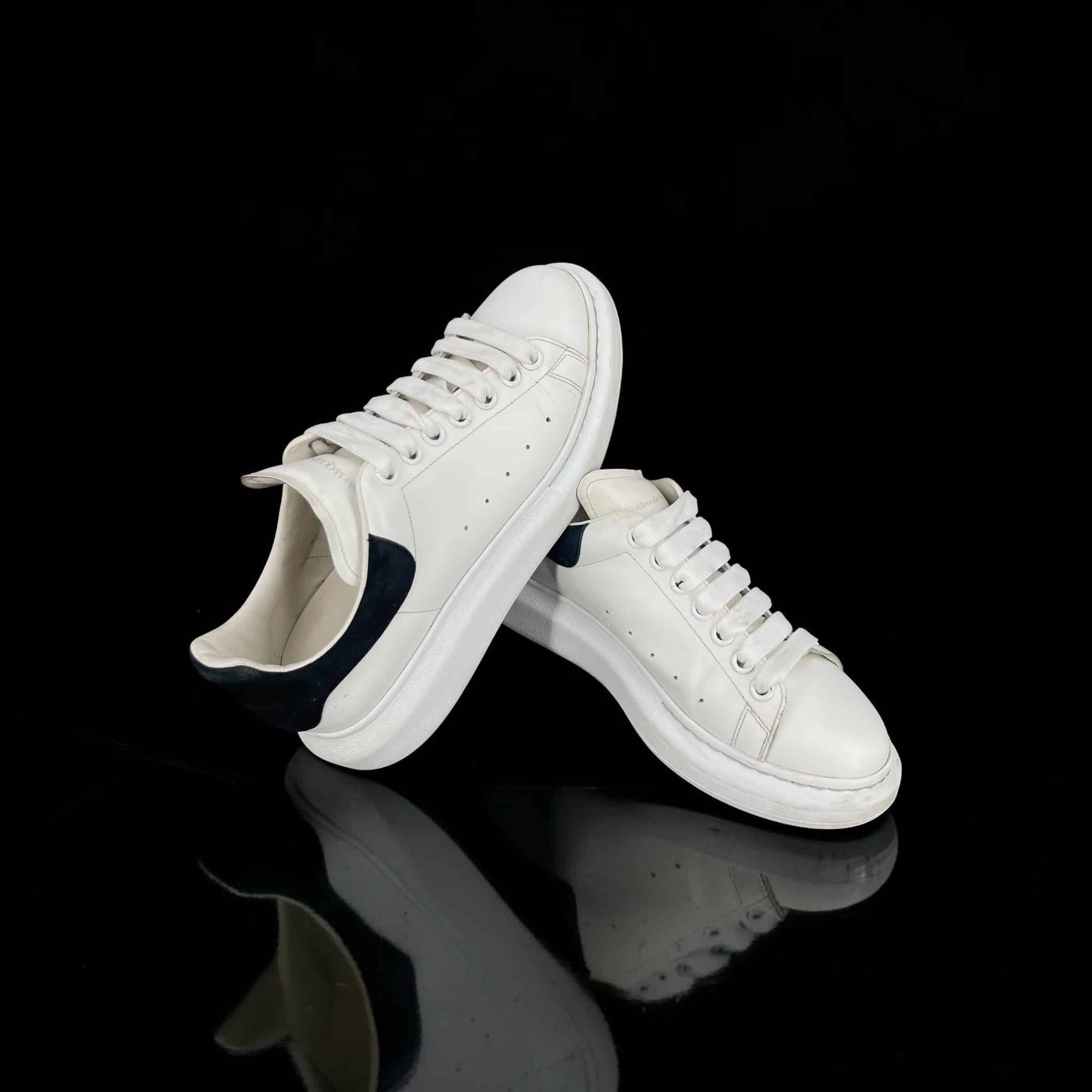 Alexander Mcqueen Oversize Runner / Blanc / Noir / 40 – 2