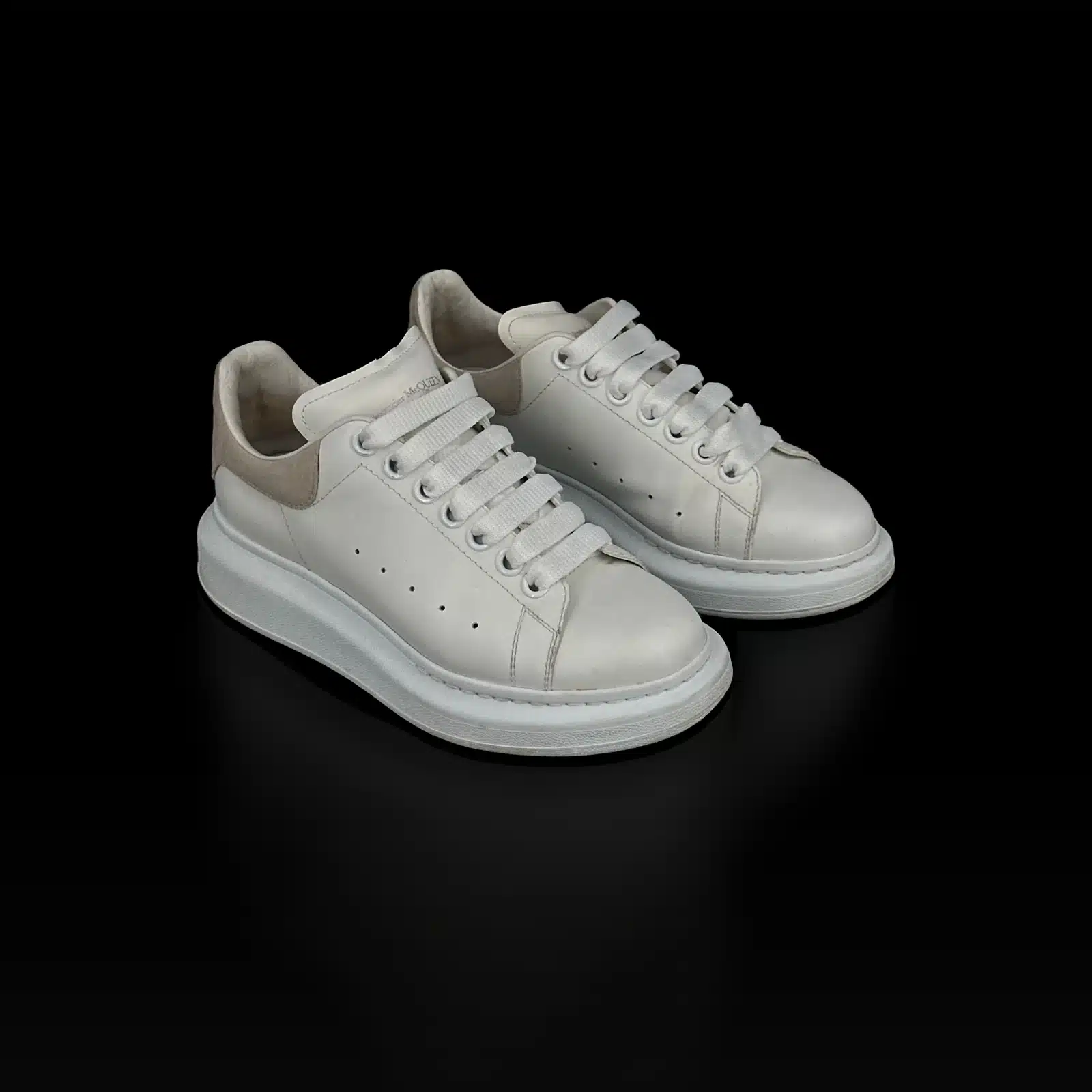 Alexander McQueen Oversize Sneakers White and Beige – Size 37.5 – 4