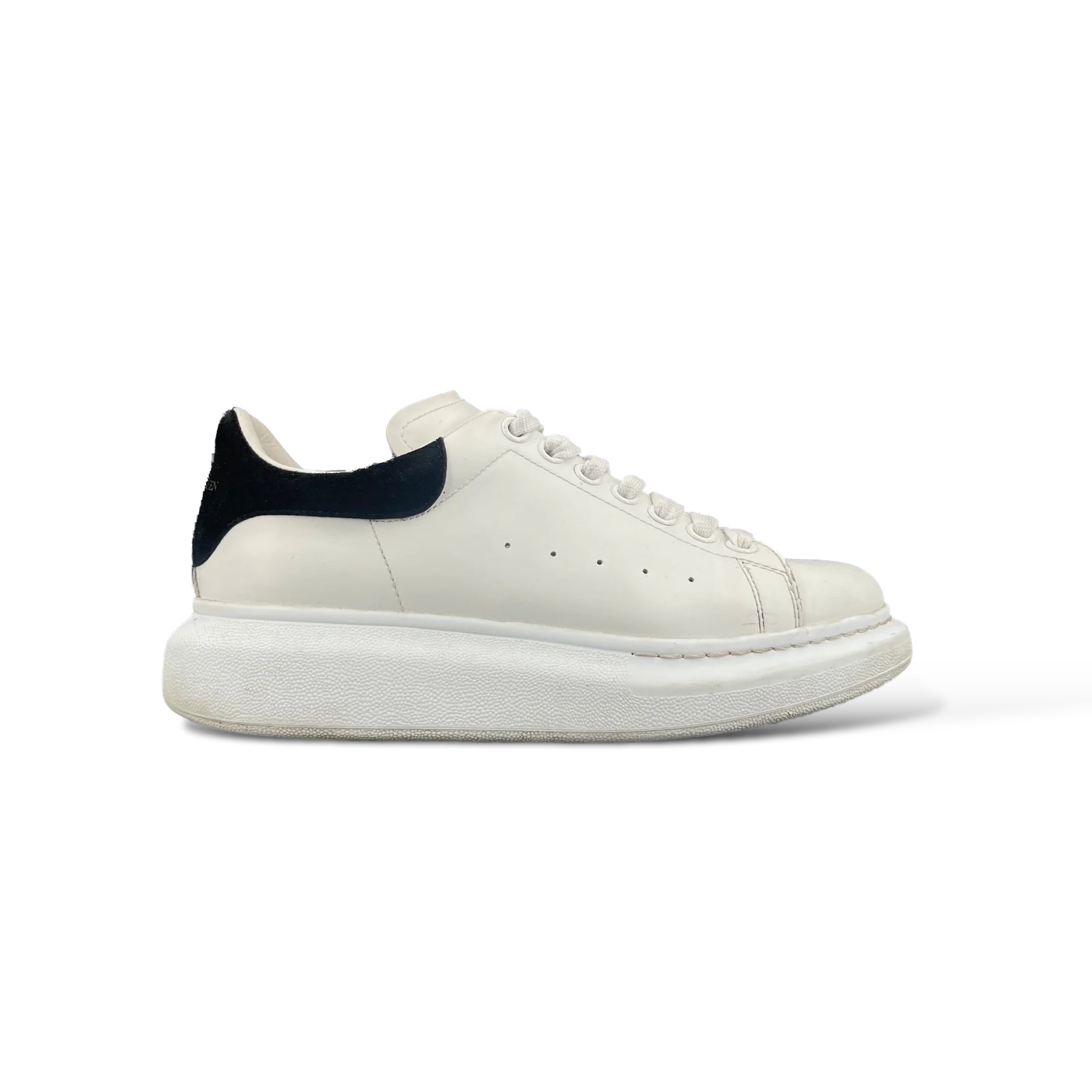 Baskets Alexander McQueen Oversize Blanc et Noir – Taille 39