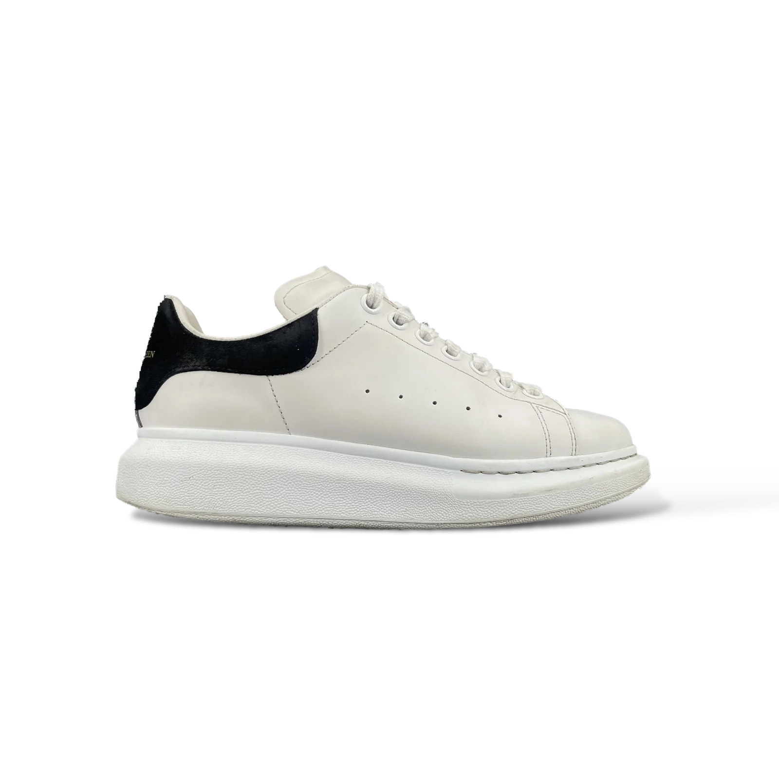Baskets Alexander McQueen Oversize Blanc et Noir – Taille 39.5