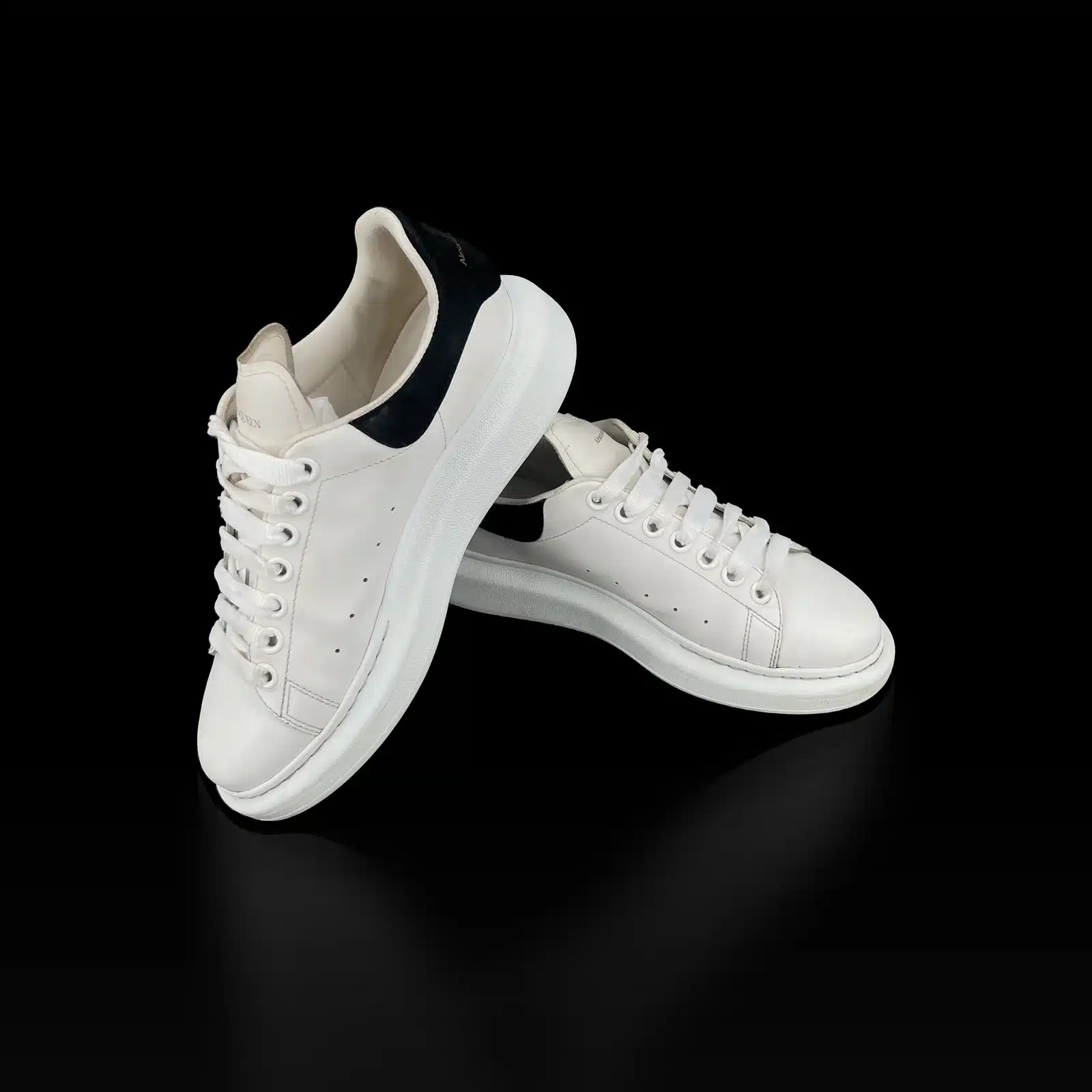 Sneakers Alexander McQueen Oversize Bianco e Nero – Taglia 39.5 – 3