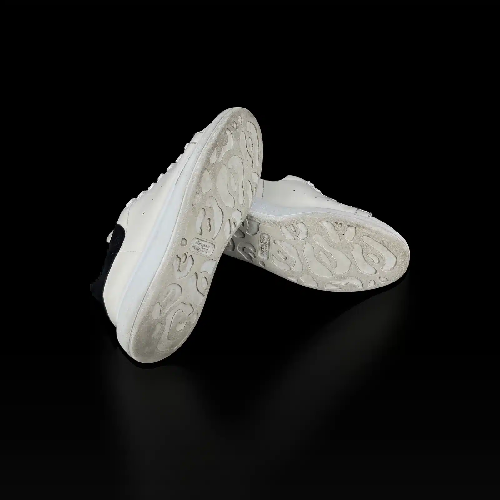 Sneakers Alexander McQueen Oversize Bianco e Nero – Taglia 38 – 5