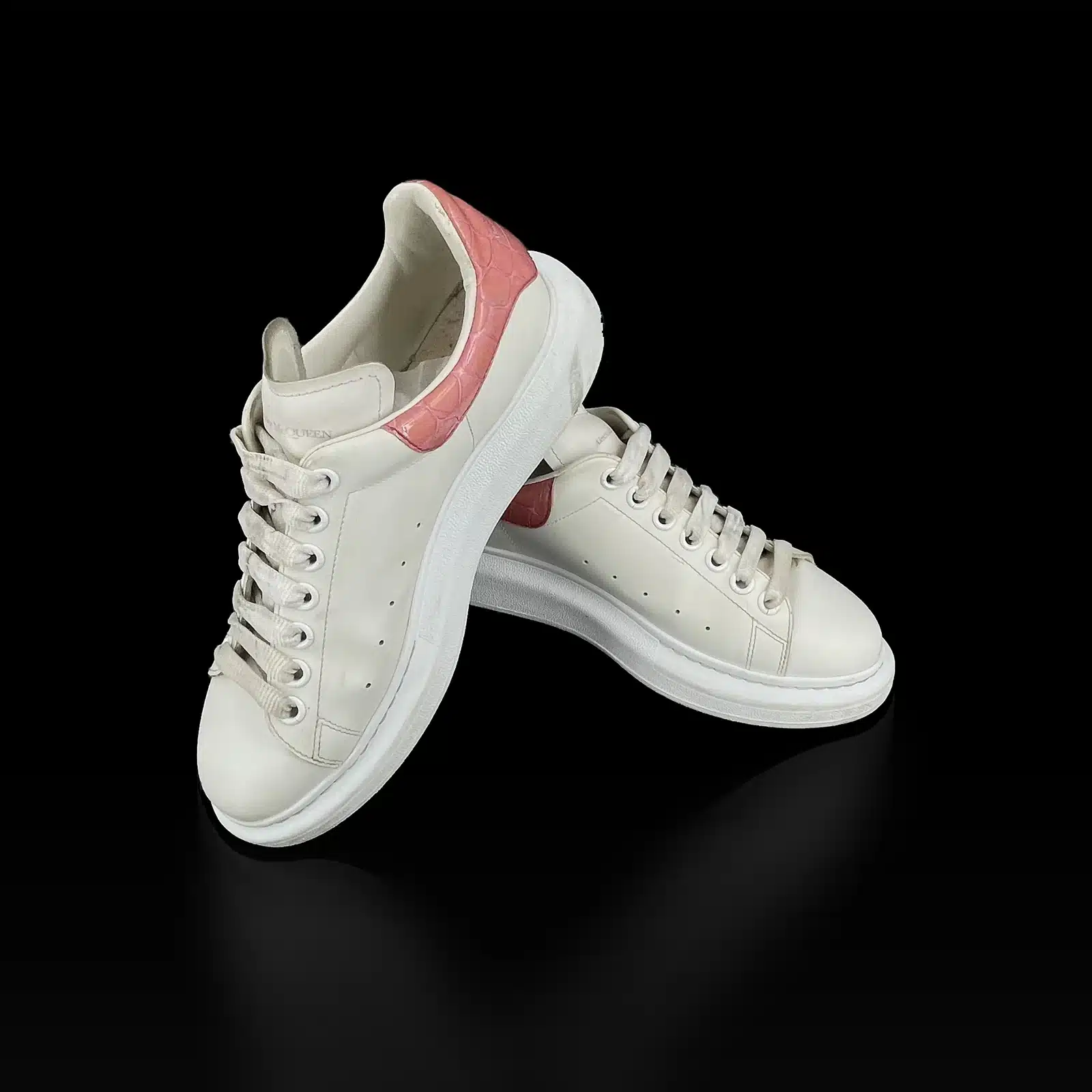 Alexander McQueen Oversized Sneakers White and Pink – Size 40 – 3
