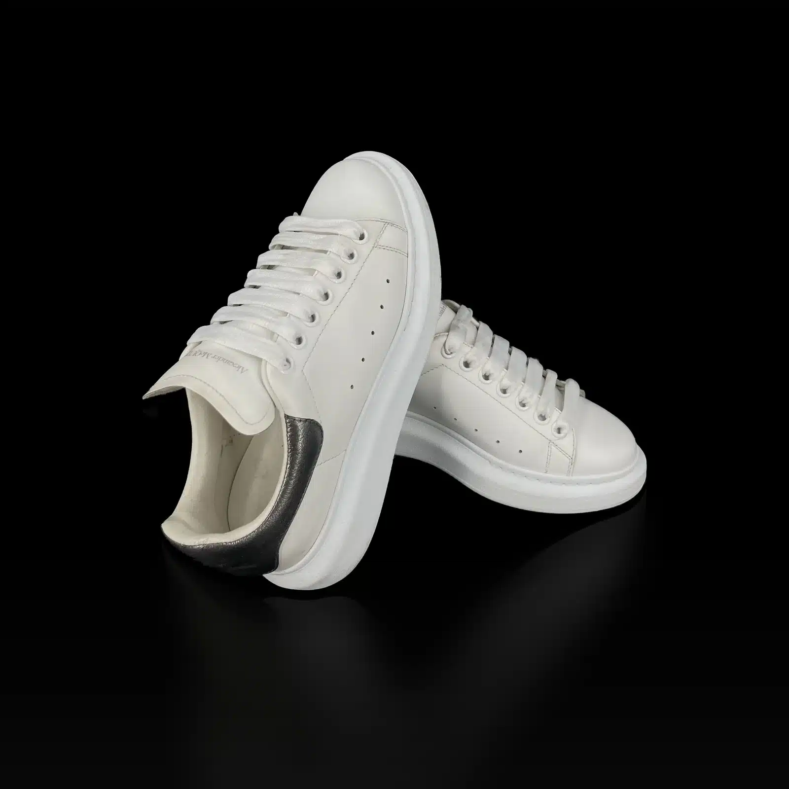 Zapatillas Alexander McQueen Oversized Blanco y Plata – Talla 37.5 – 2