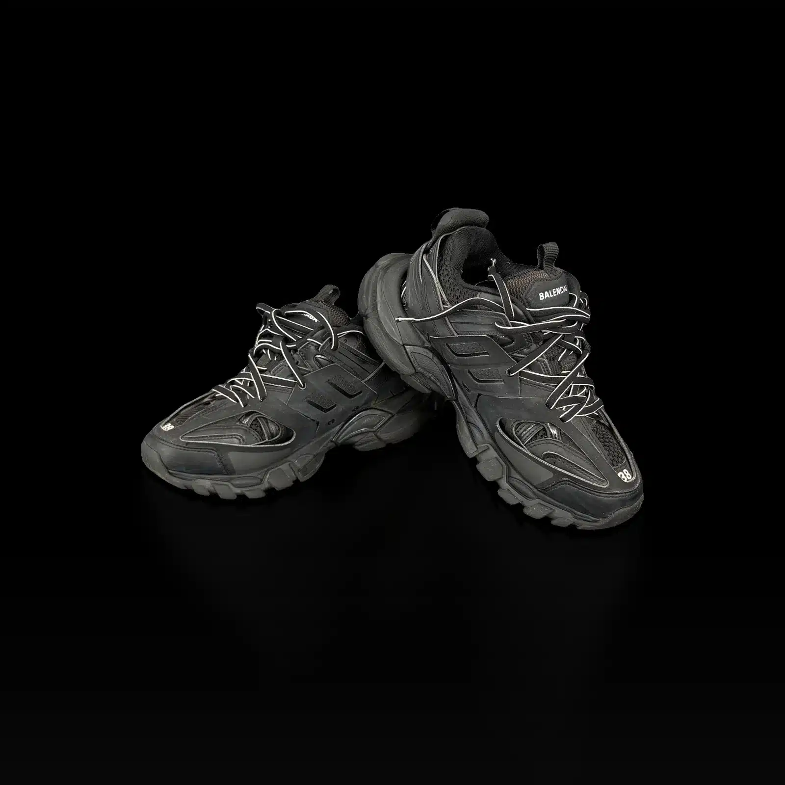 Paire de baskets Balenciaga Track noires taille 38, vue latérale