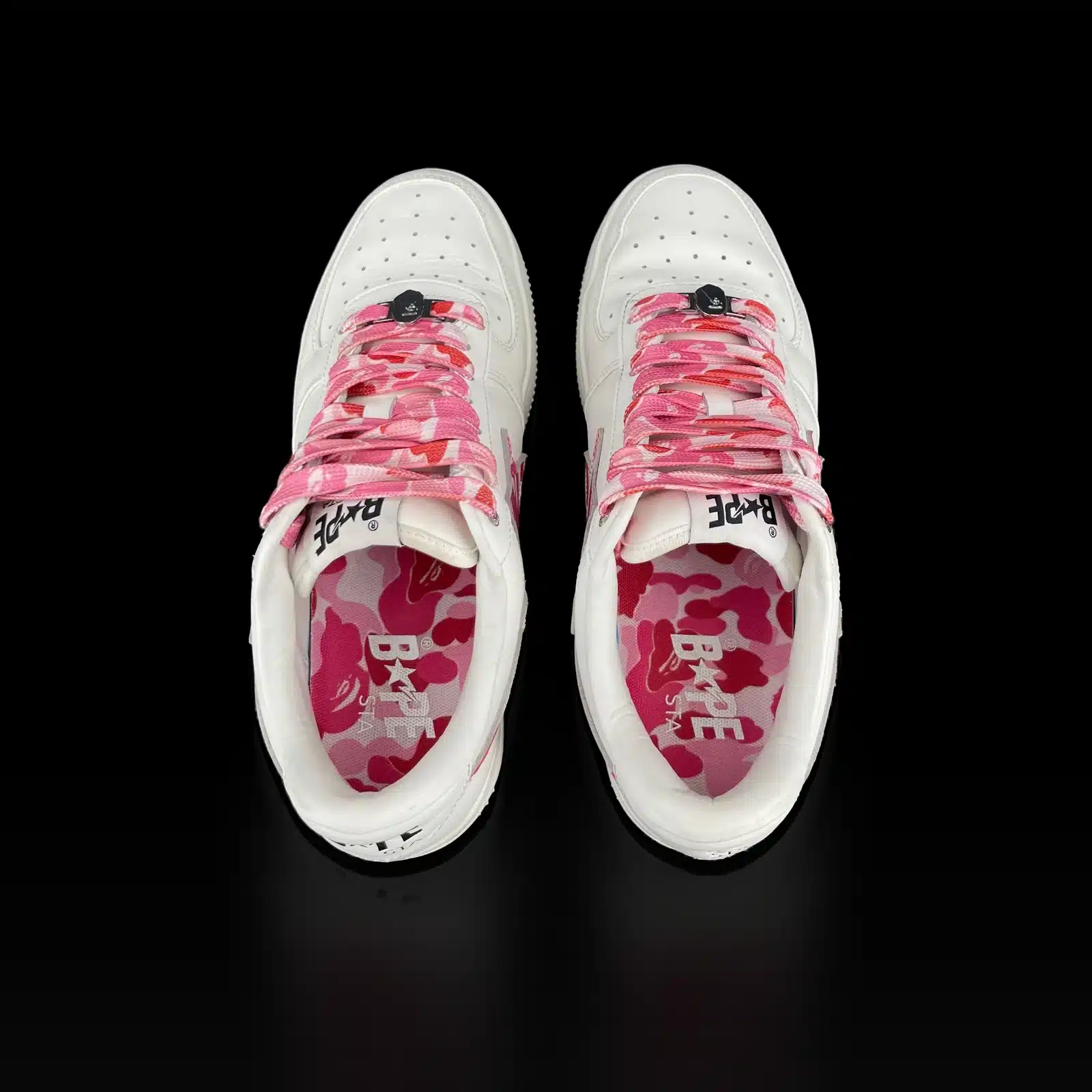 Baskets Bape Bapesta vues de dessus, semelles intérieures camo rose