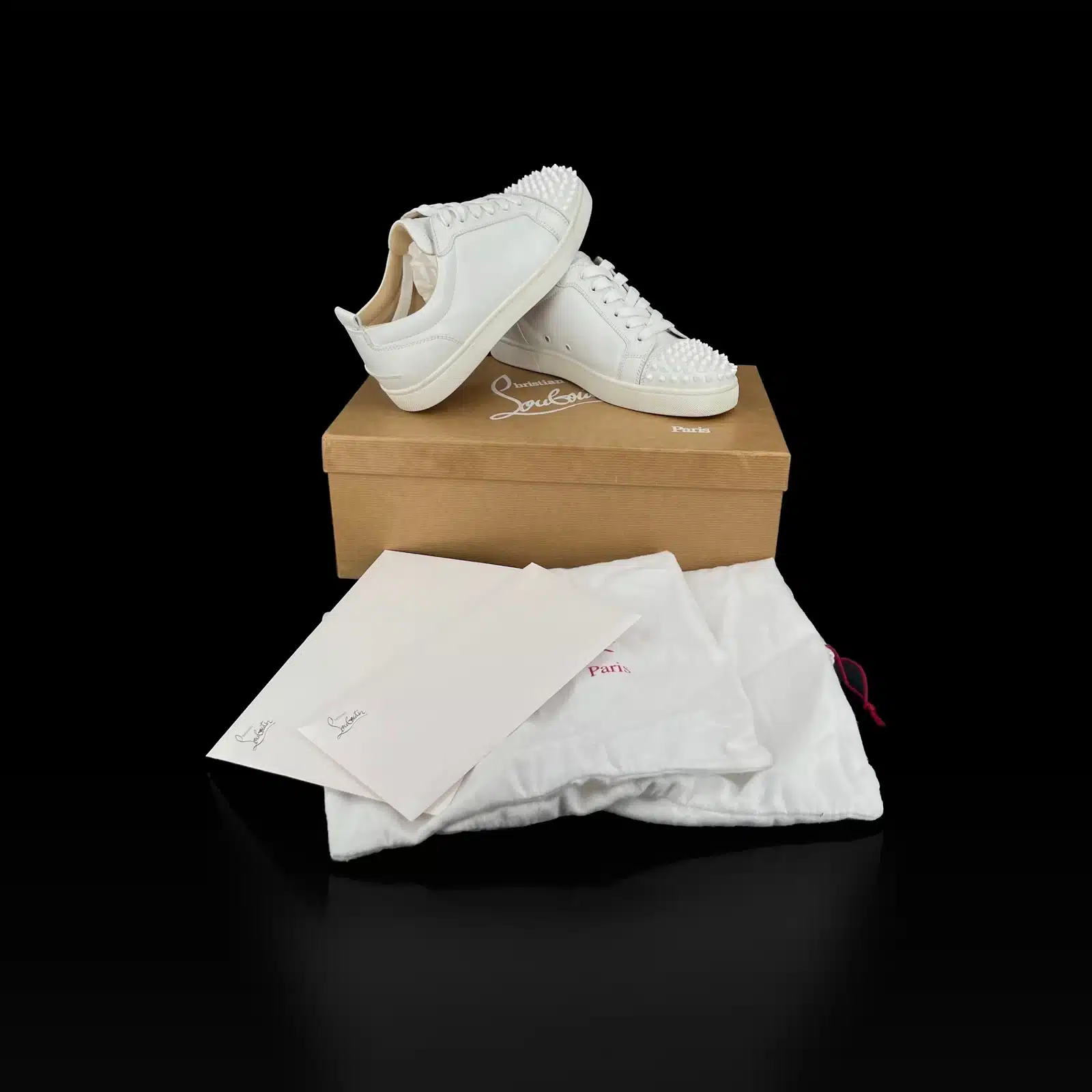 Baskets Christian Louboutin Louis Junior Spikes blanches avec boîte et dustbags