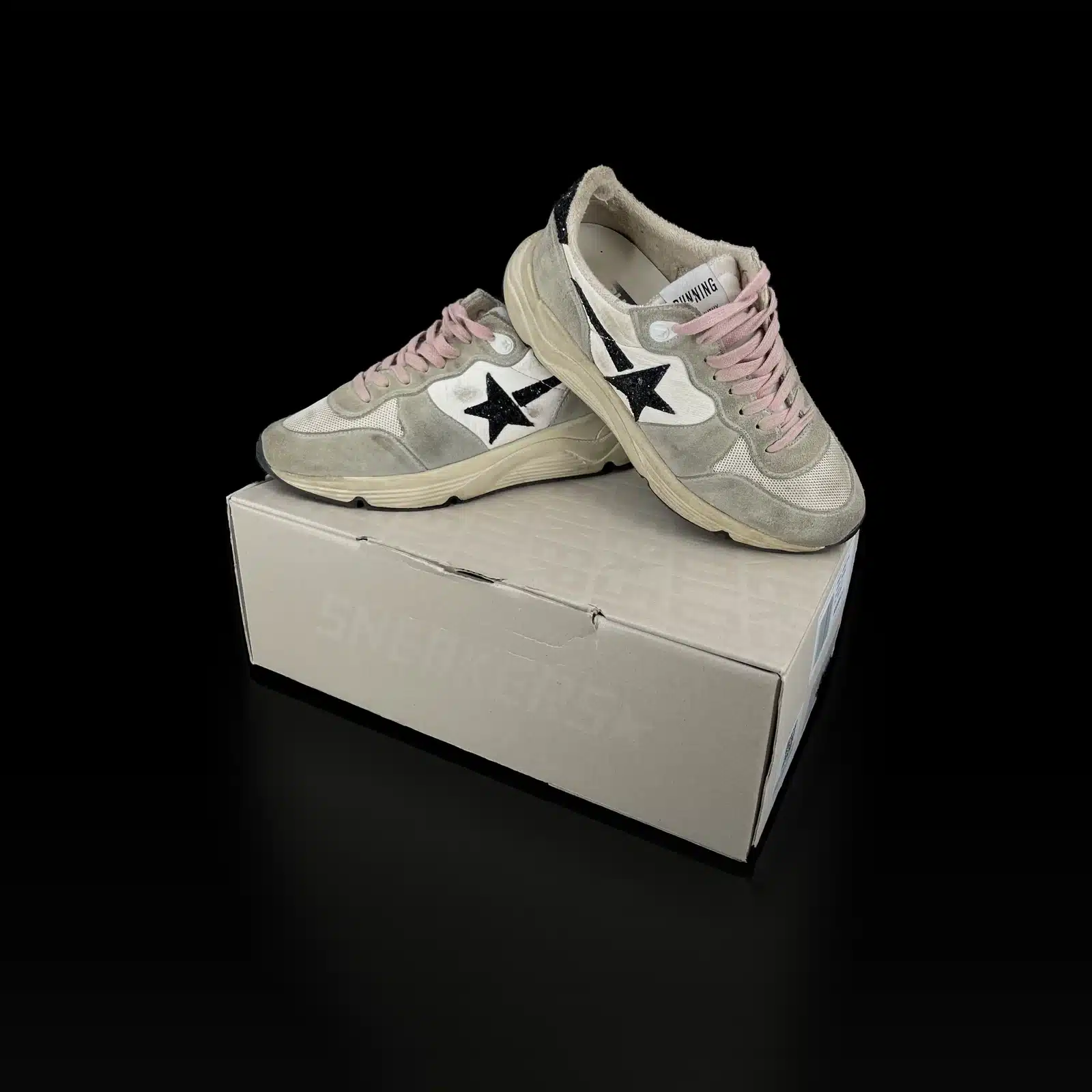 Baskets Golden Goose Running Sole Gris, Blanc et Étoile Noire Pailletée – Taille 37
