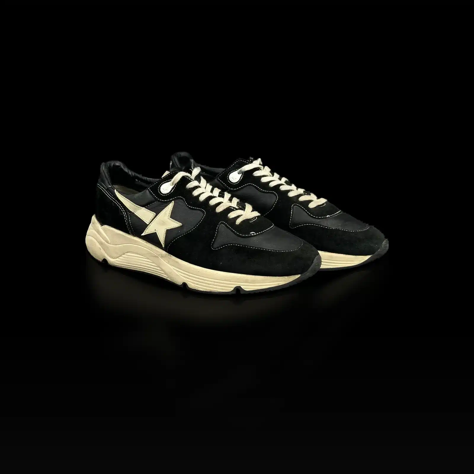 Golden Goose Running Sole Sneakers Black and White – Size 43 – 4