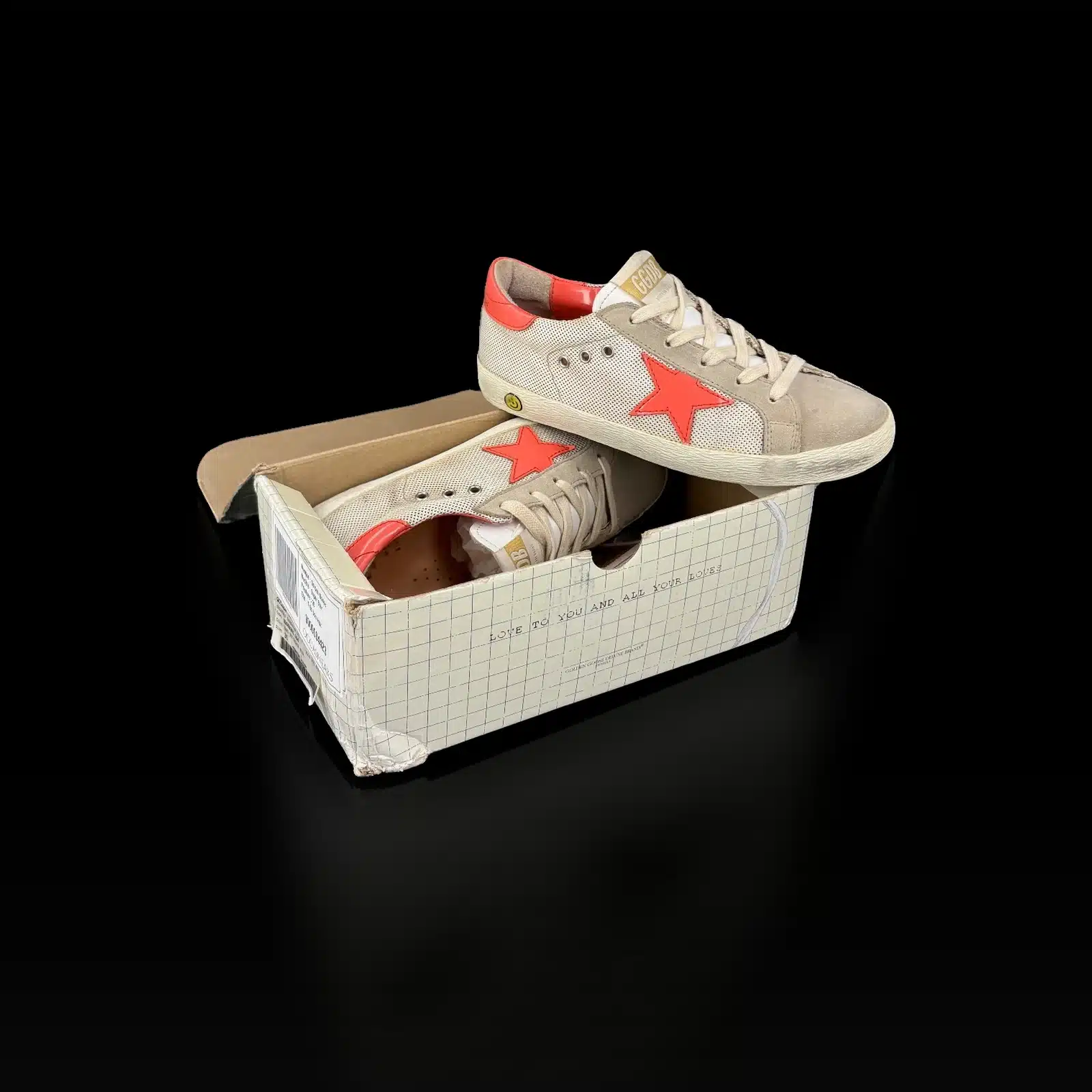 Baskets Golden Goose Super Star Beige et Étoile Corail – Pointure 35