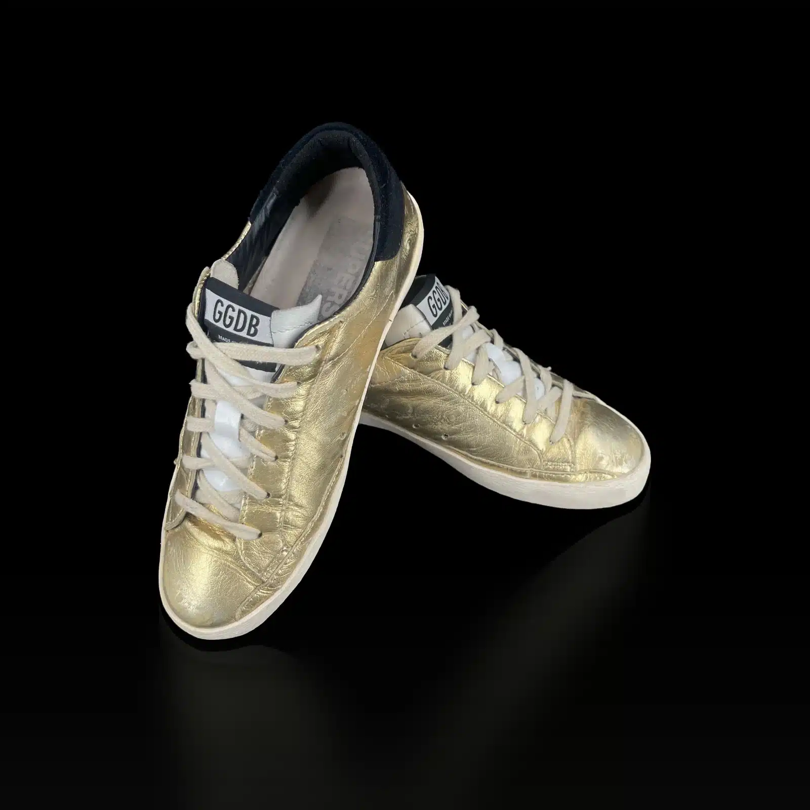 Baskets Golden Goose Super Star dorées, languettes GGDB, vue avant