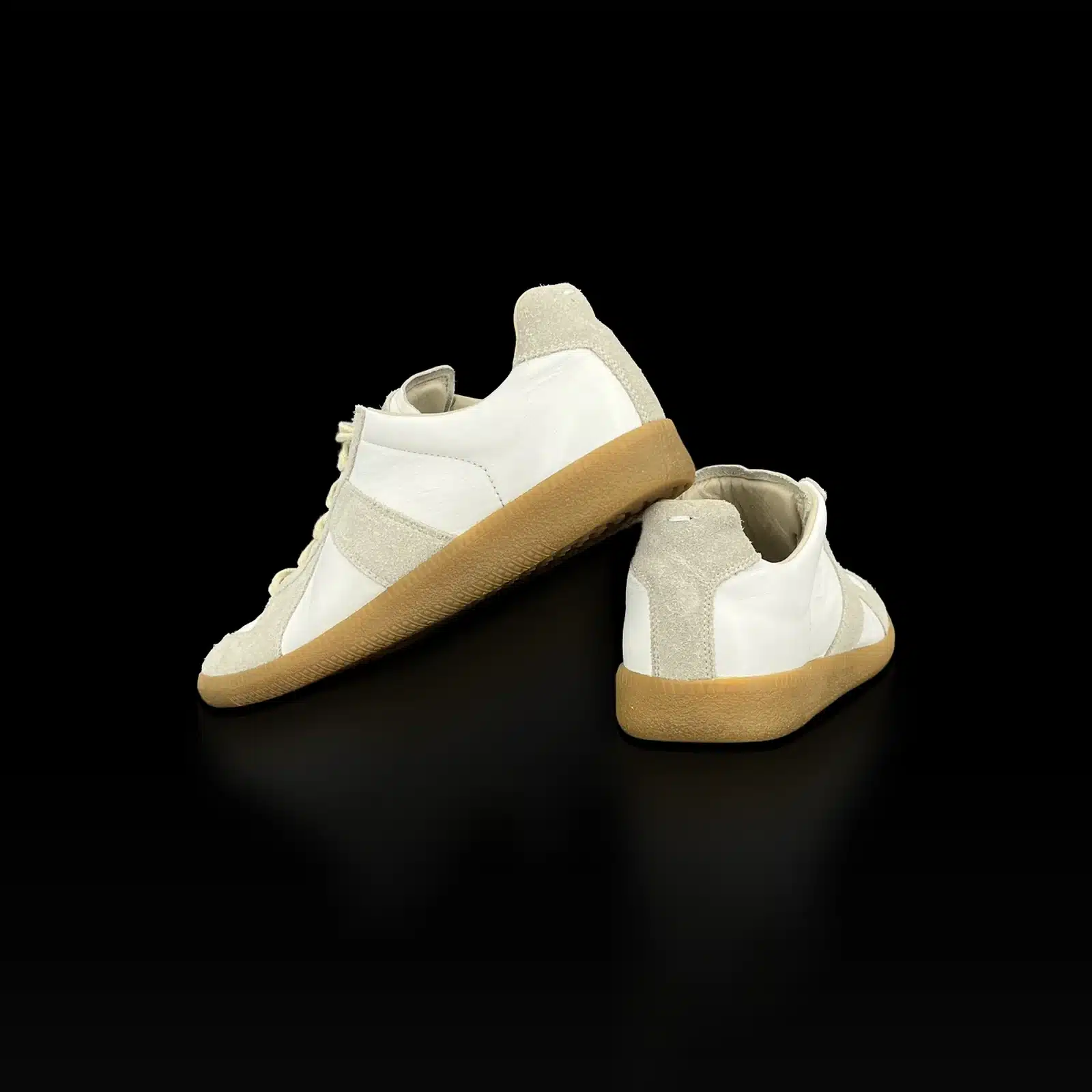 Baskets Maison Margiela Replica vues de côté et de l'arrière