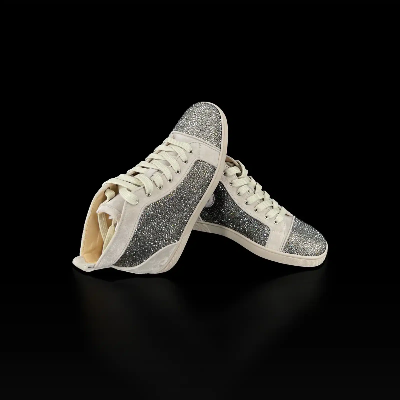 Baskets montantes Christian Louboutin Louis strass croisées, vue latérale