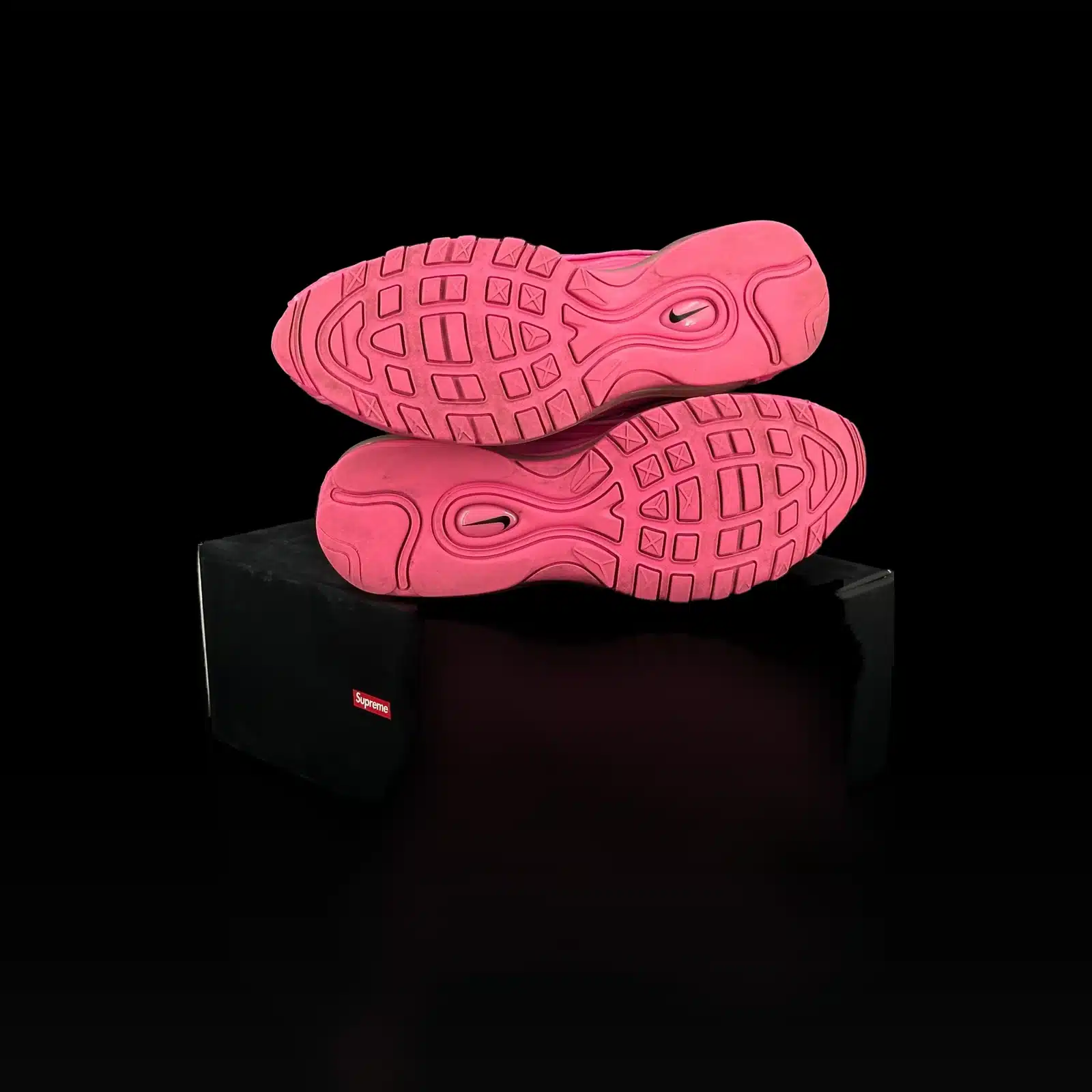 Nike Air Max 98 TL x Supreme Pink Sneakers – Size 45 – 6
