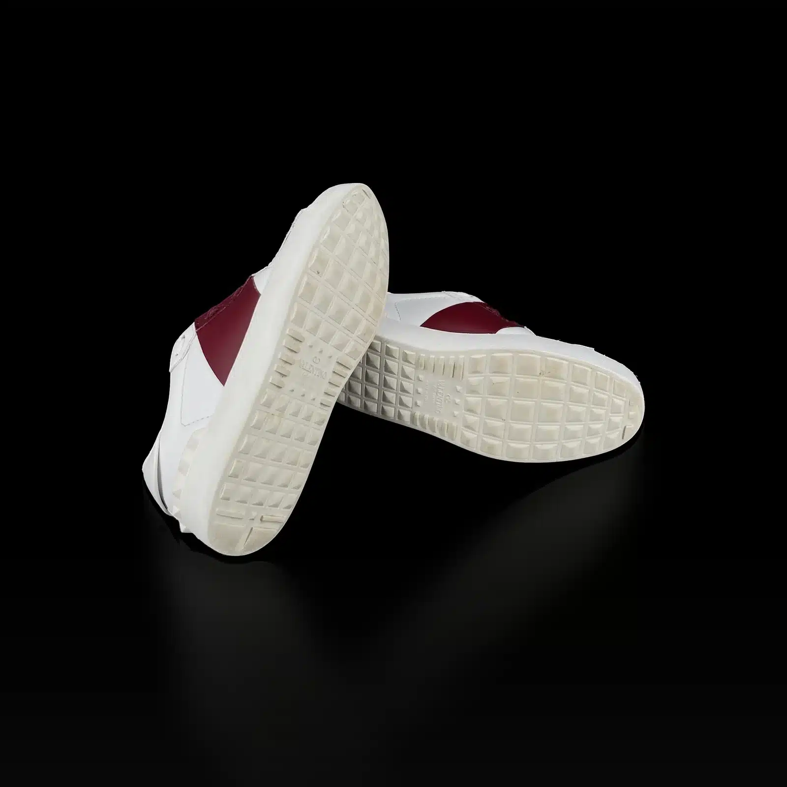 Baskets Valentino Open vues de dessus, logo Valentino Garavani sur les languettes