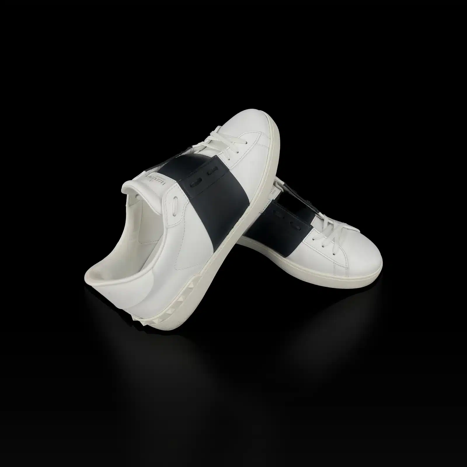 Baskets Valentino Garavani Open blanches, détail de la bande noire