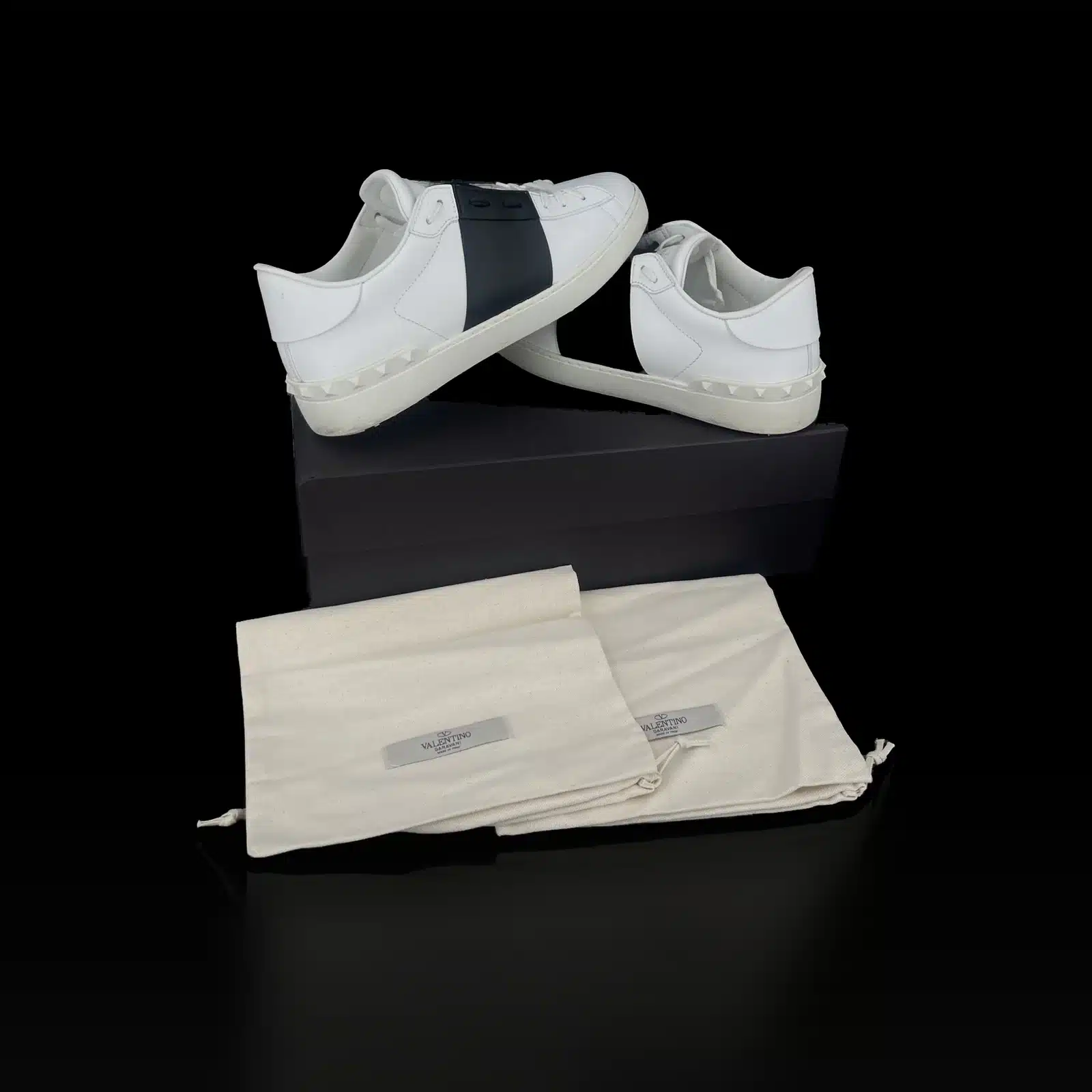 Baskets Valentino Garavani Open Blanc et Noir – Pointure 41.5