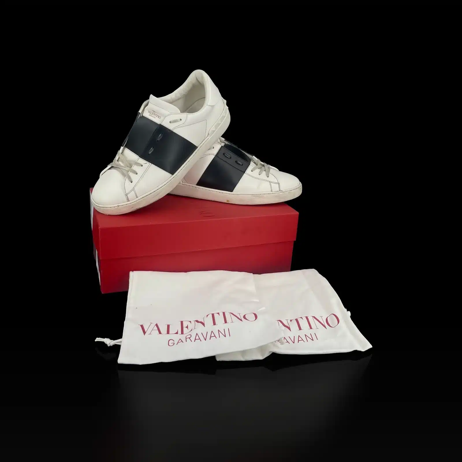 Baskets Valentino Garavani Open Blanc et Noir – Taille 46