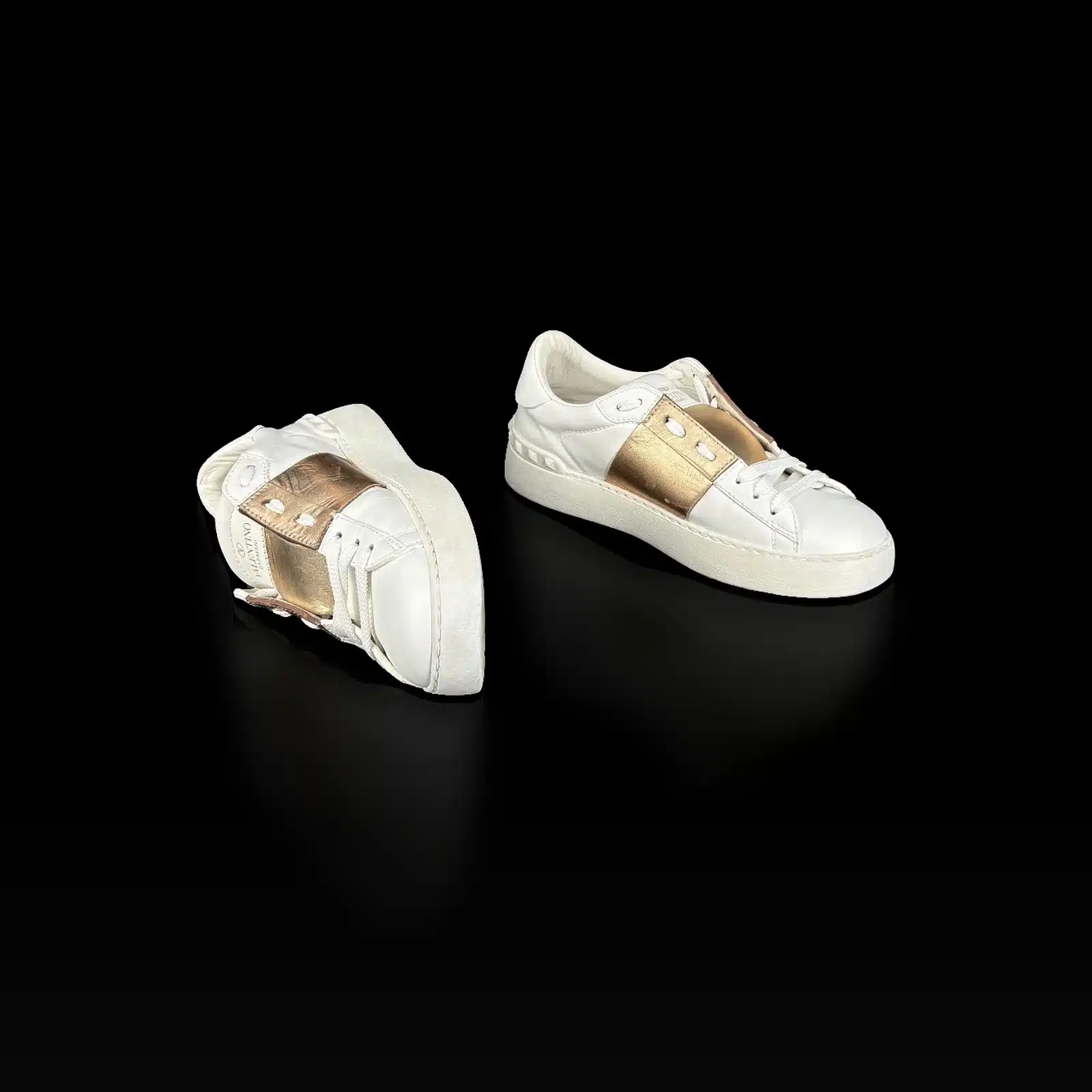 Paire de baskets Valentino Garavani Open blanc et rose gold vue de dessus