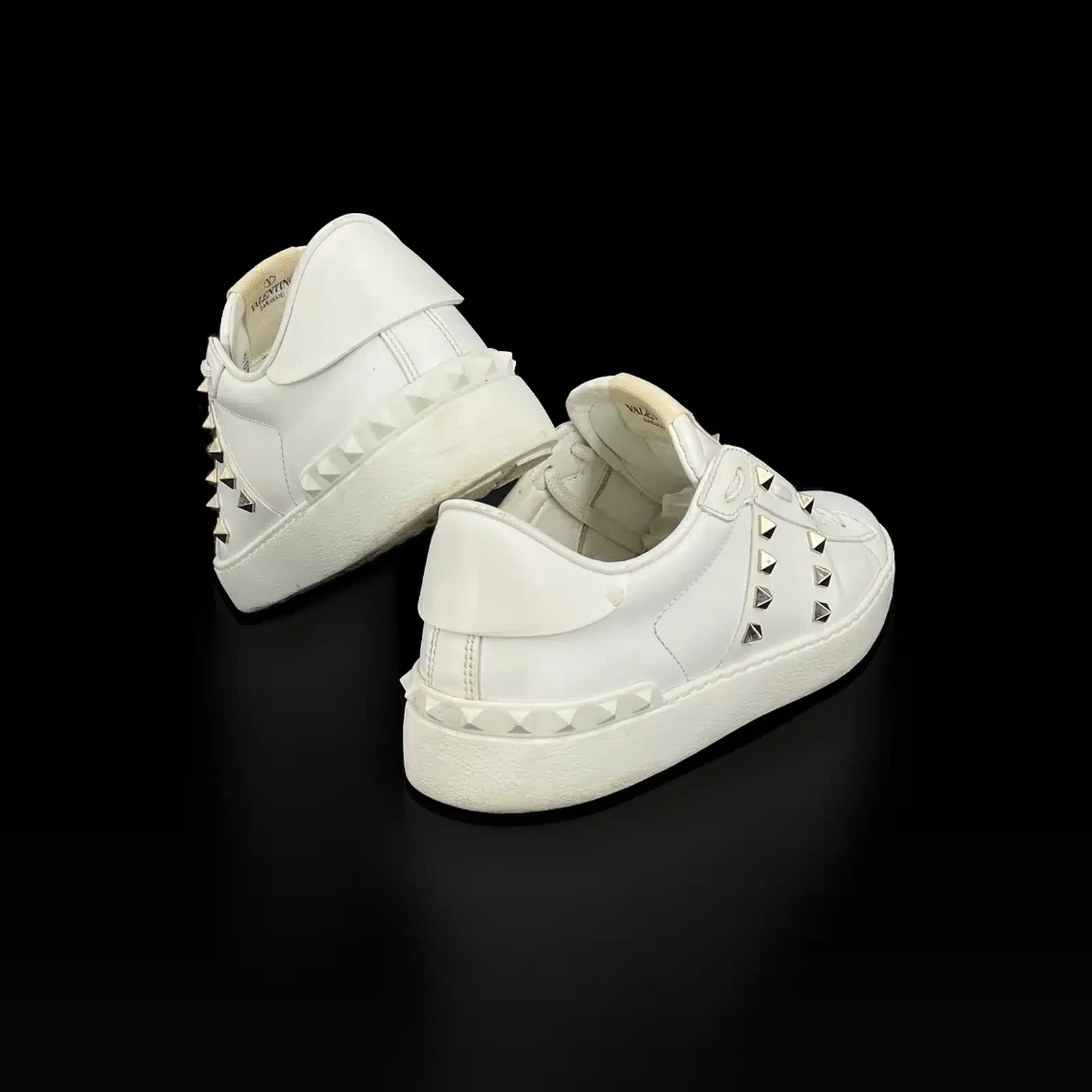 Talons des baskets Valentino Rockstud Untitled blanches, vue arrière