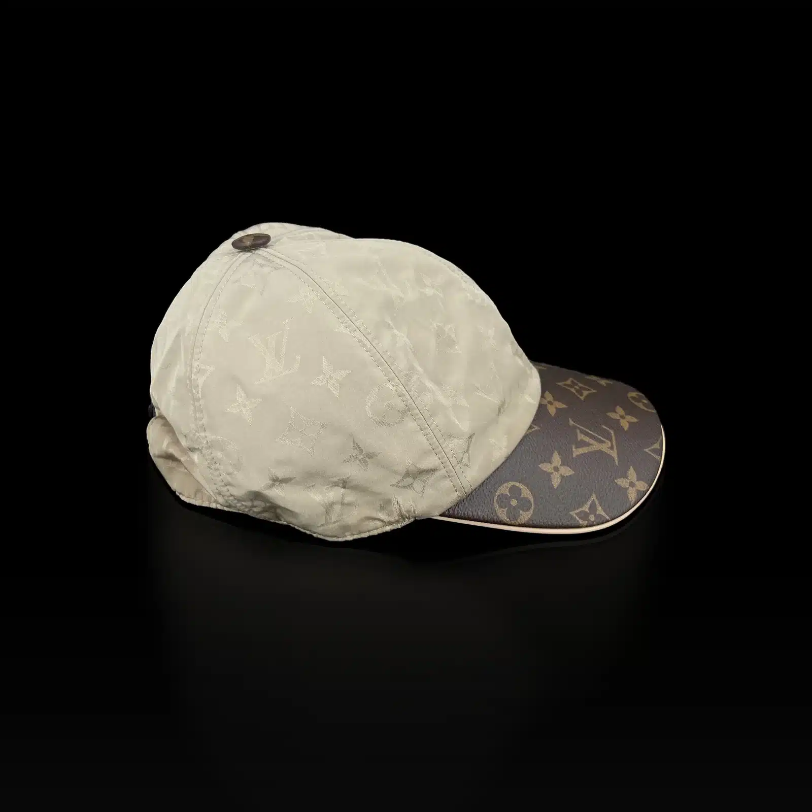 Casquette Louis Vuitton Get Ready Monogram beige, profil côté gauche