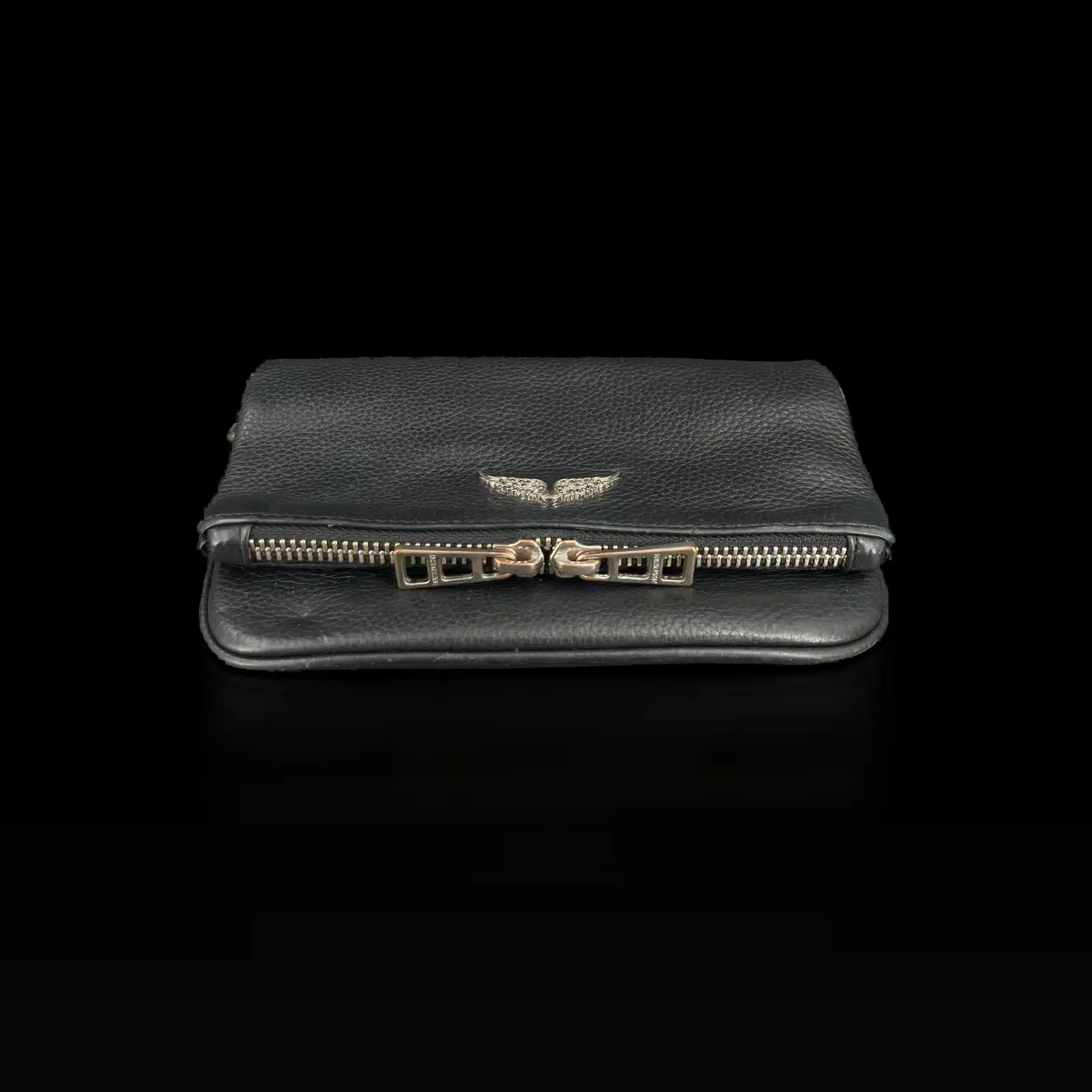 Double fermeture zippée de la pochette Zadig et Voltaire Rock Nano, vue de dessus