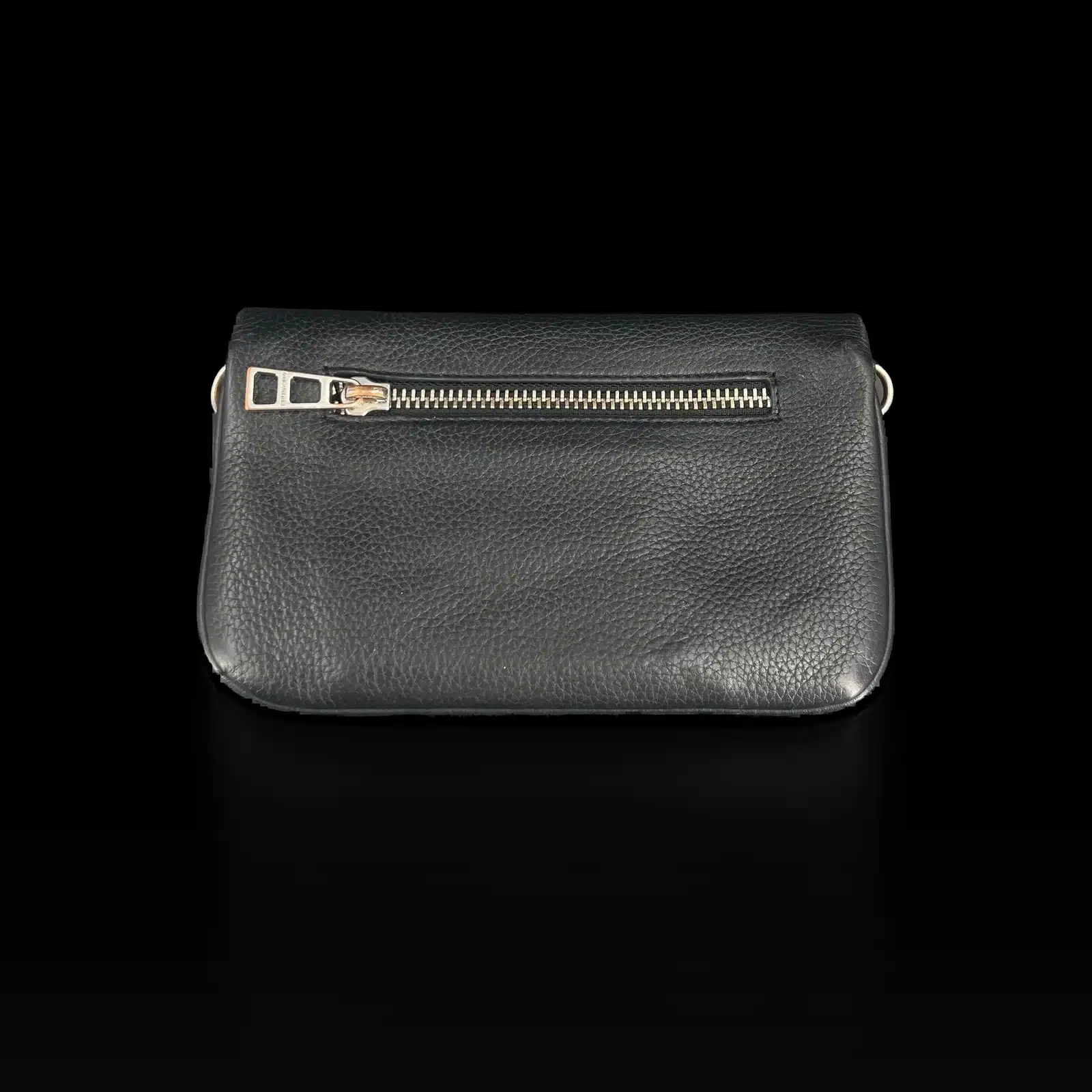 Dos de la pochette Zadig et Voltaire Rock Nano avec poche zippée