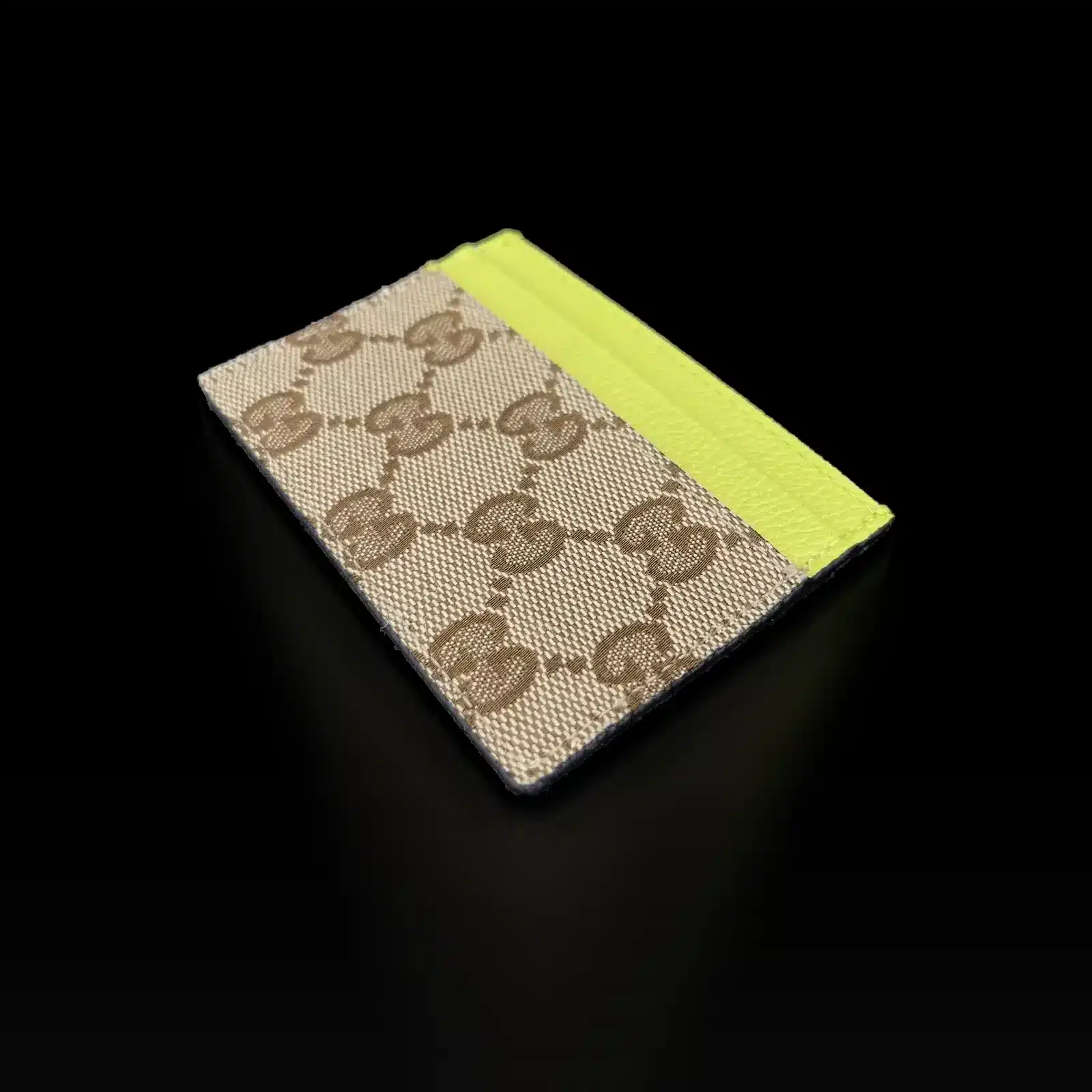 Tarjetero Gucci GG de lona beige y piel amarillo flúor – 2