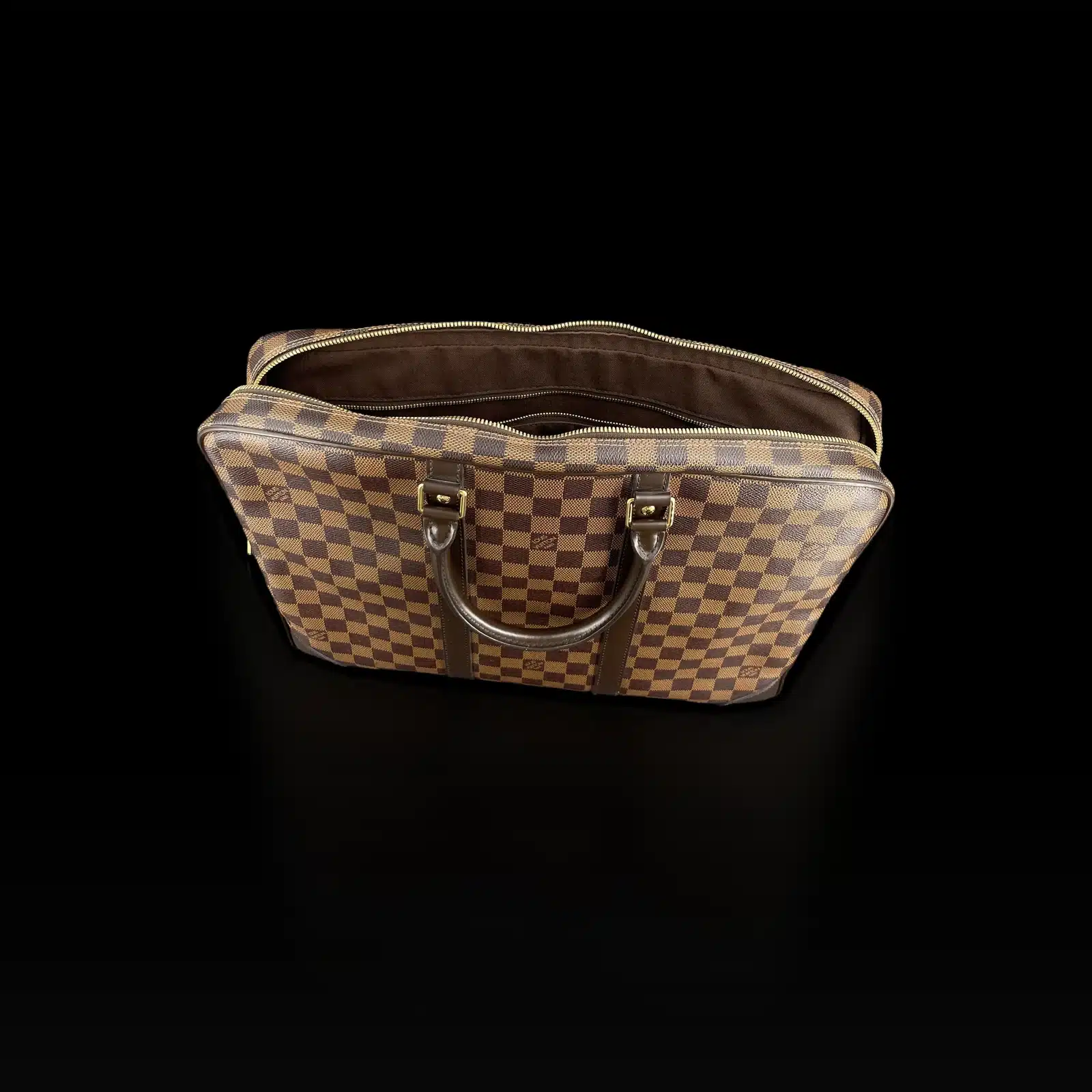 Intérieur doublé marron du Porte-Documents Voyage Louis Vuitton Damier Ébène, ouvert