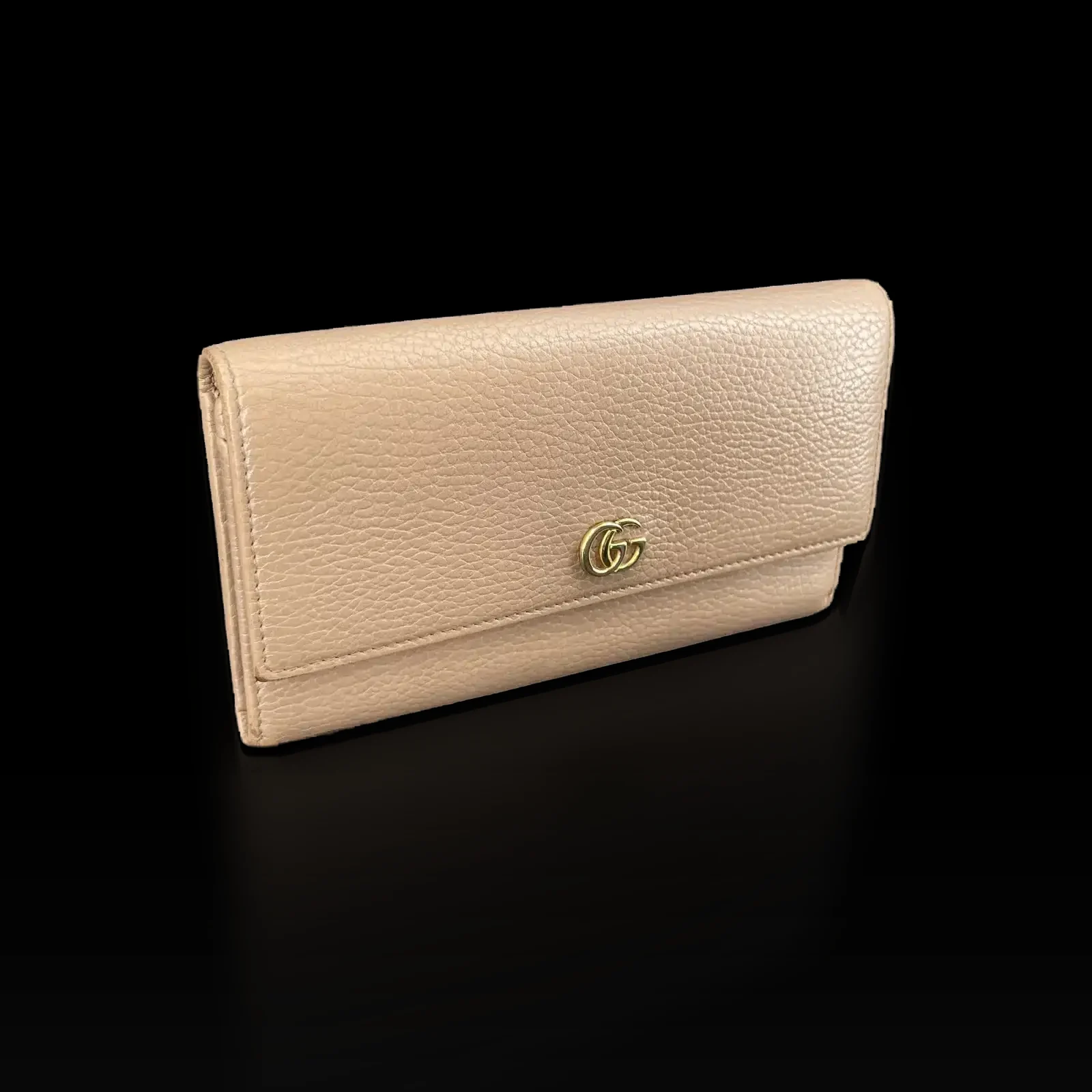 Gucci Petite Marmont pink leather continental wallet, three-quarter view from the left