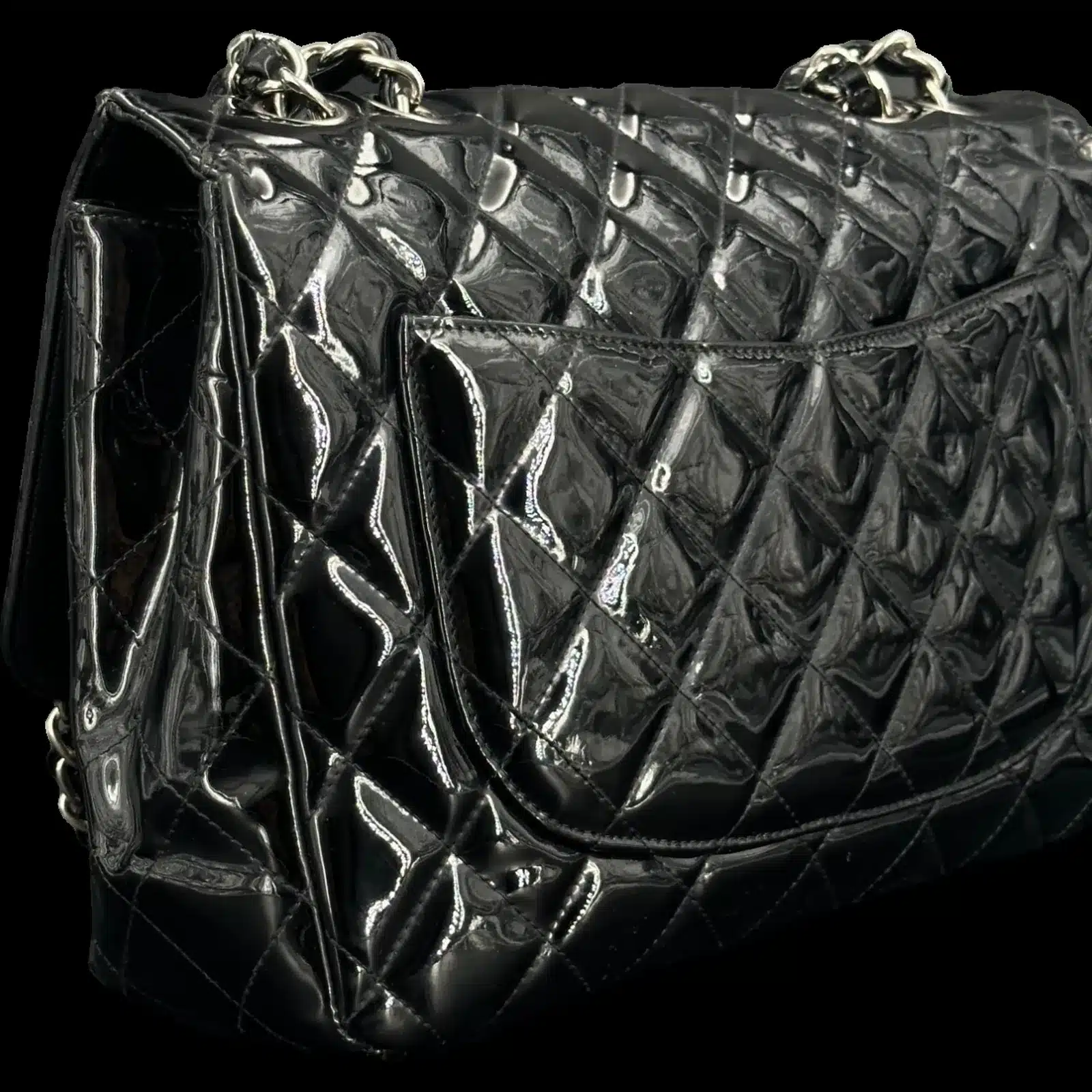 Chanel Timeless Bag in Black Patent Leather – Medium – 5