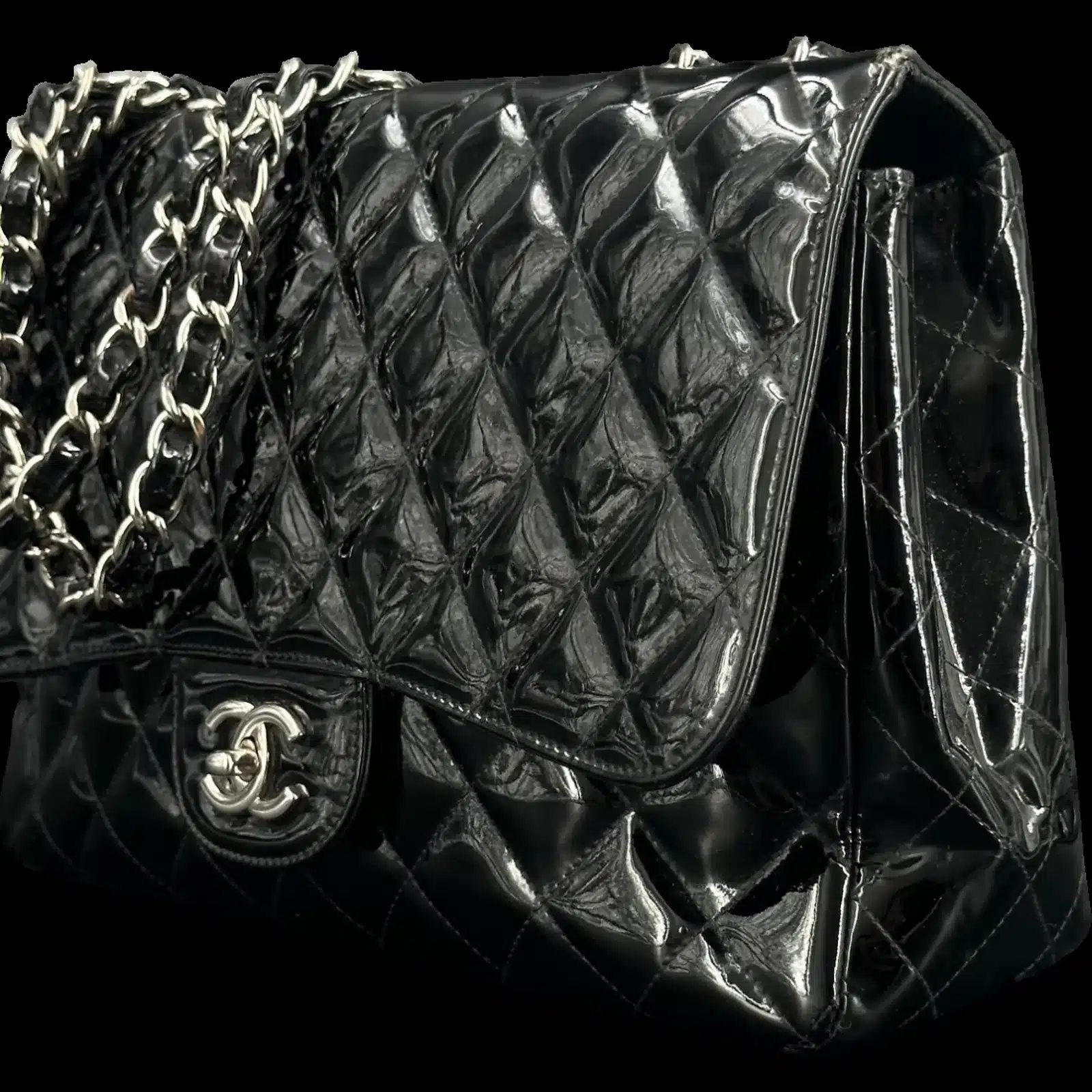 Chanel Timeless Bag in Black Patent Leather – Medium – 6