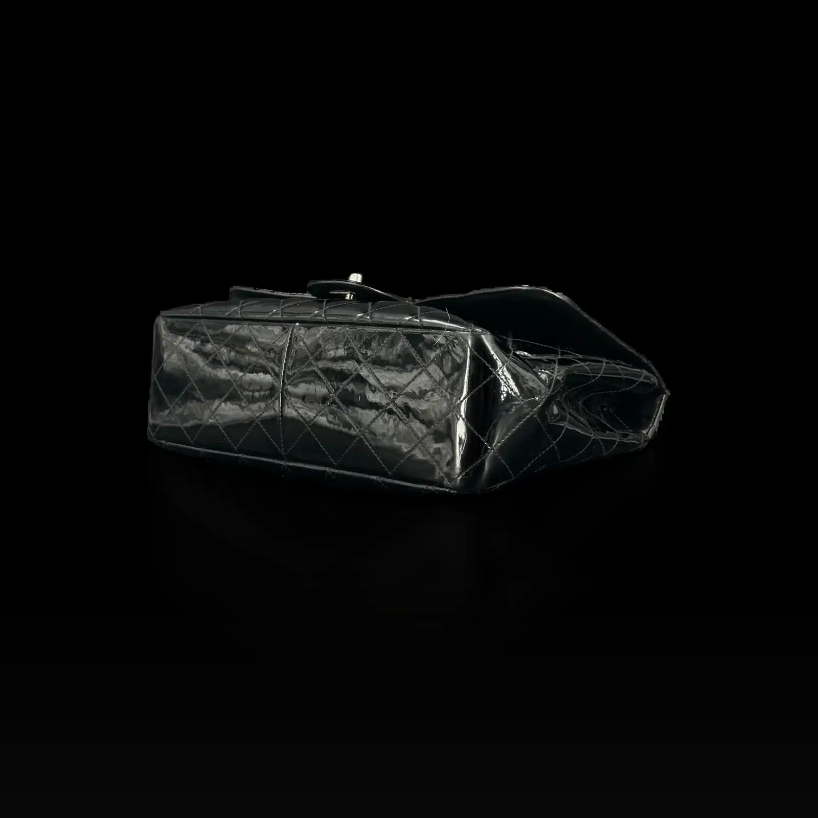 Chanel Timeless Bag in Black Patent Leather – Medium – 7