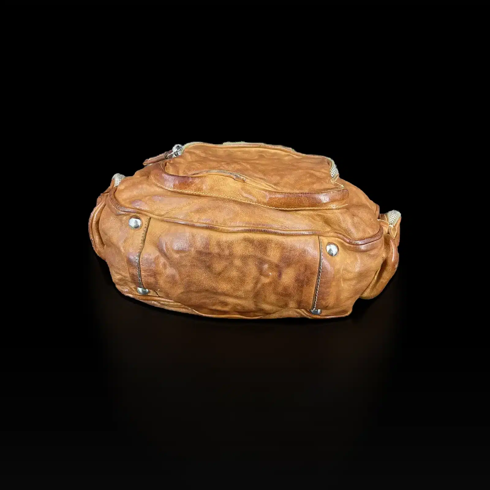 Sac Hobo Prada en Cuir Vieilli Camel à Poches Zippées – Taille Small