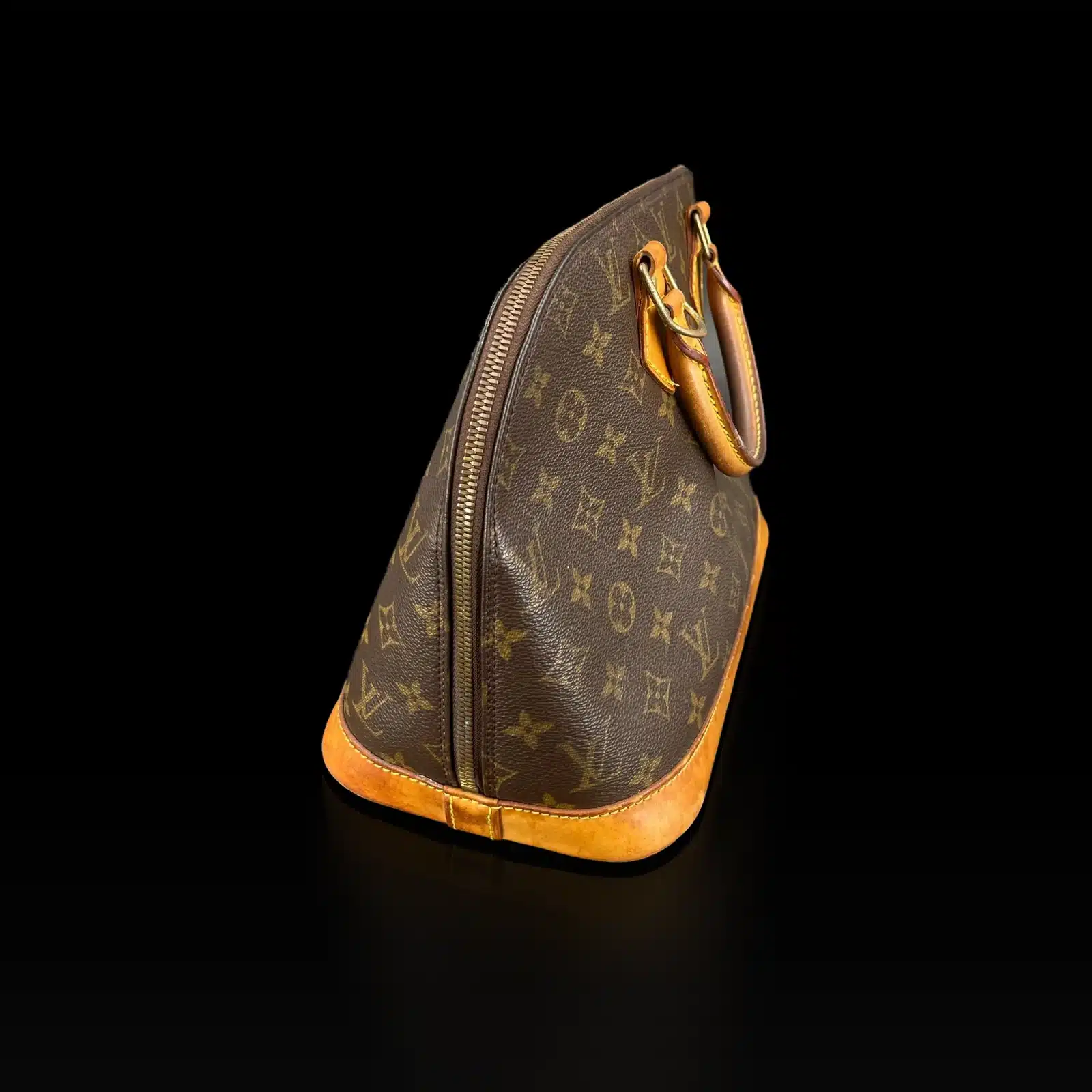 Louis Vuitton Alma MM Bag in Monogram Canvas – 5