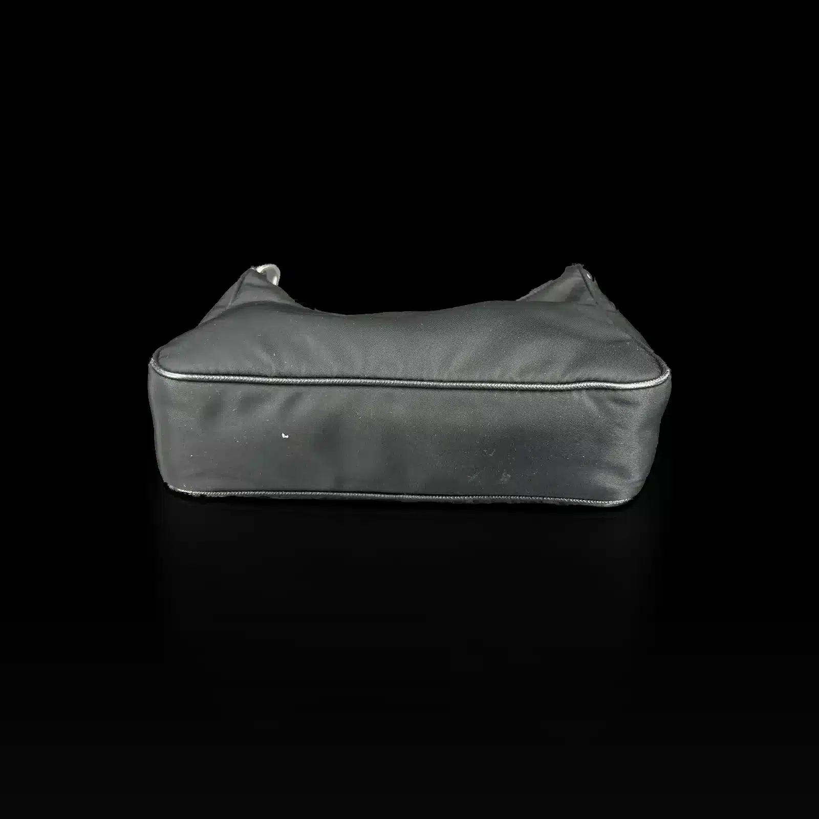 Prada Re-Edition 2005 Bag in Black Nylon – 4