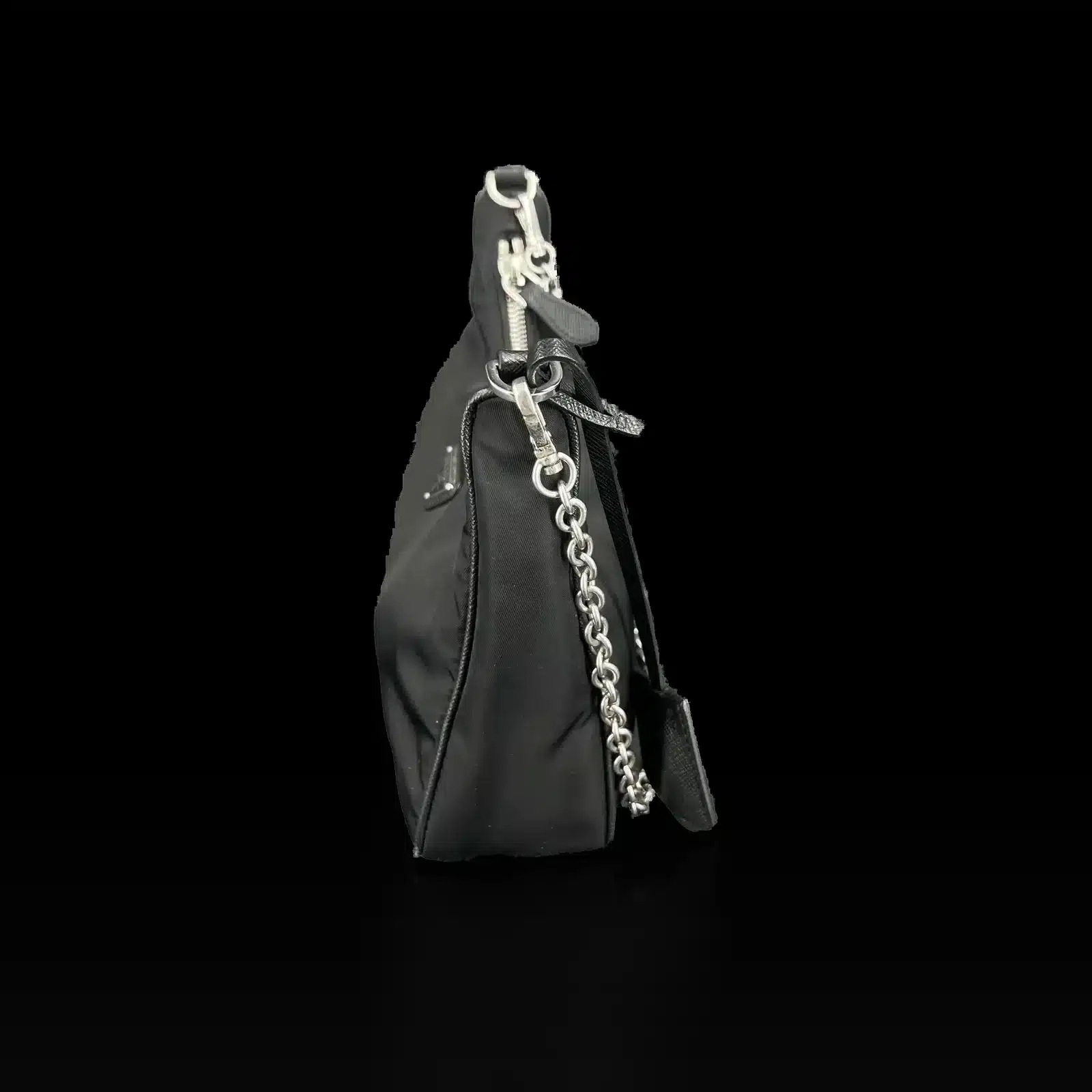 Prada Re-Edition 2005 Bag in Black Nylon – 5