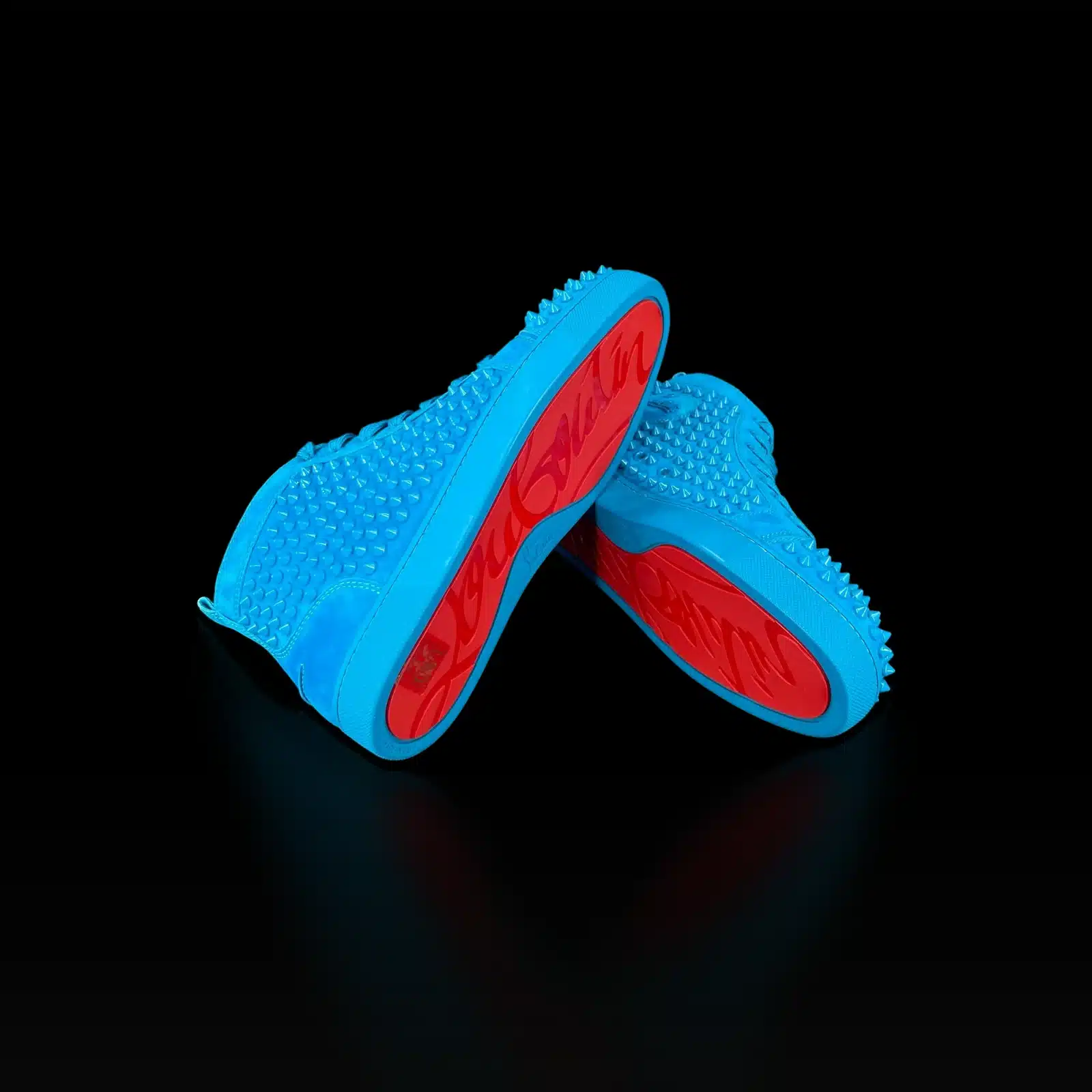 Semelles rouges des sneakers Christian Louboutin Louis Spikes turquoise
