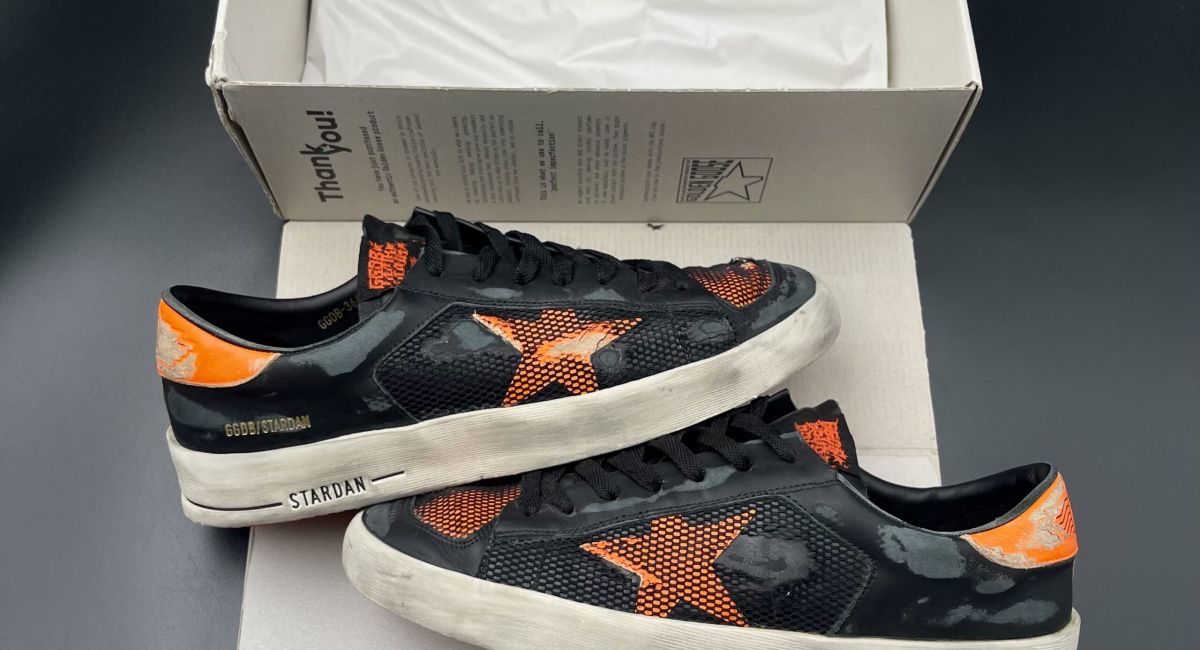 3024 Golden Goose 44
