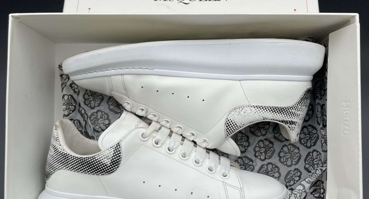 4465 Alexander Mcqueen 42