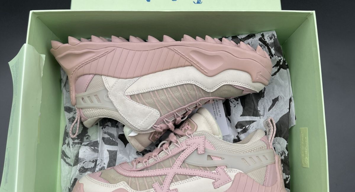 2782 Off White 40