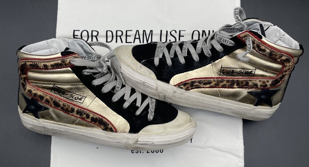 4427 Golden Goose 36
