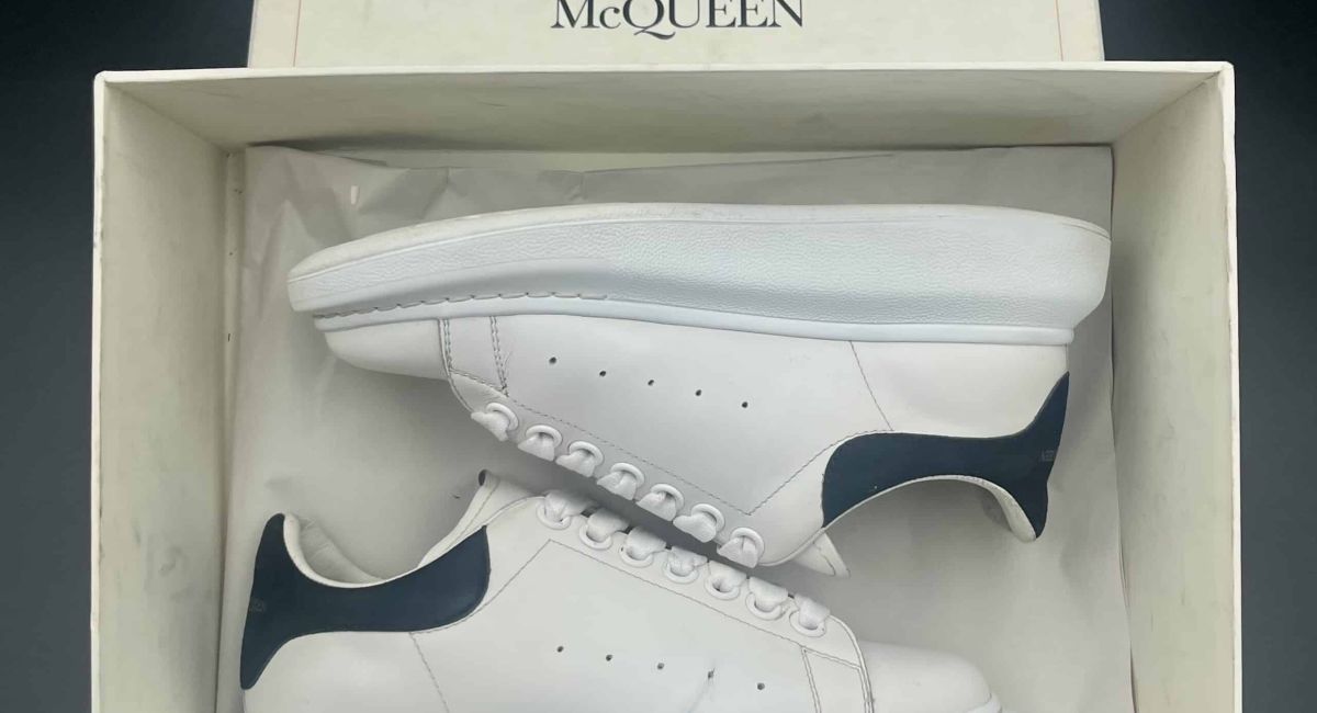 Alexander Mcqueen Oversize Blanche Noir 36