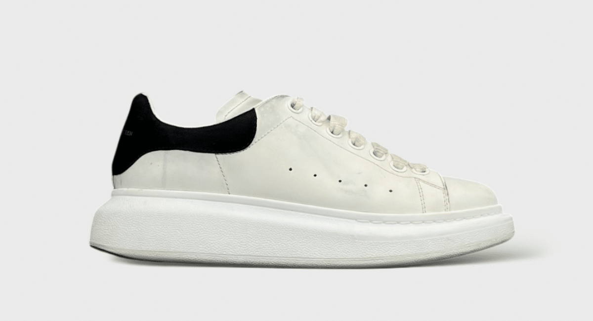 9337 Alexander Mcqueen Oversize Blanc/Noir 39