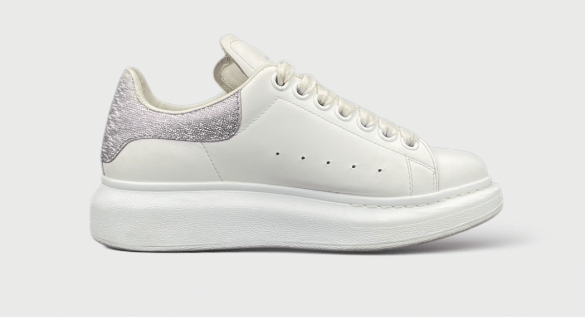 0000000440 Alexander Mcqueen Oversize blanche/violette 35,5