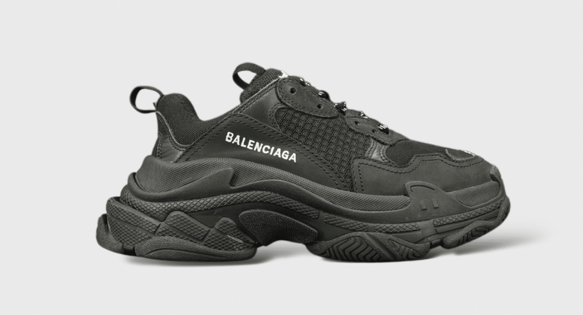 0000000698 Balenciaga triple s // 37