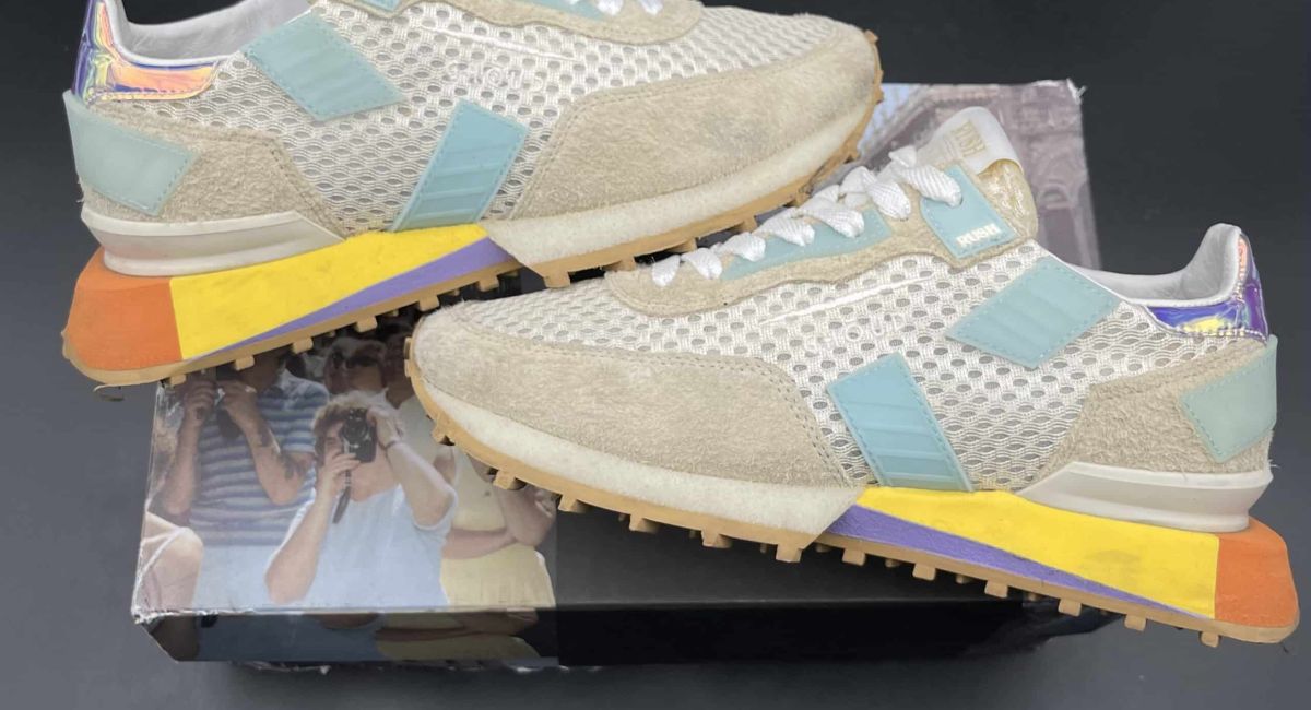 0000000721 Ghoud Rush Beige/bleu/jaune 36