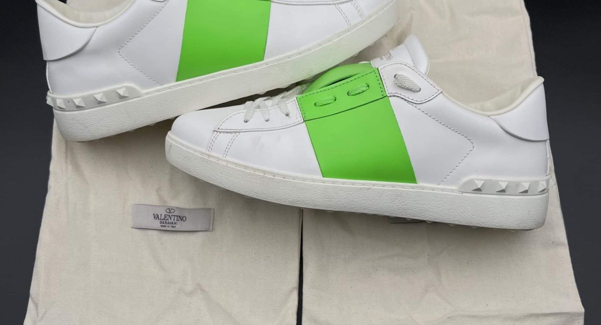 3665 Valentino 42